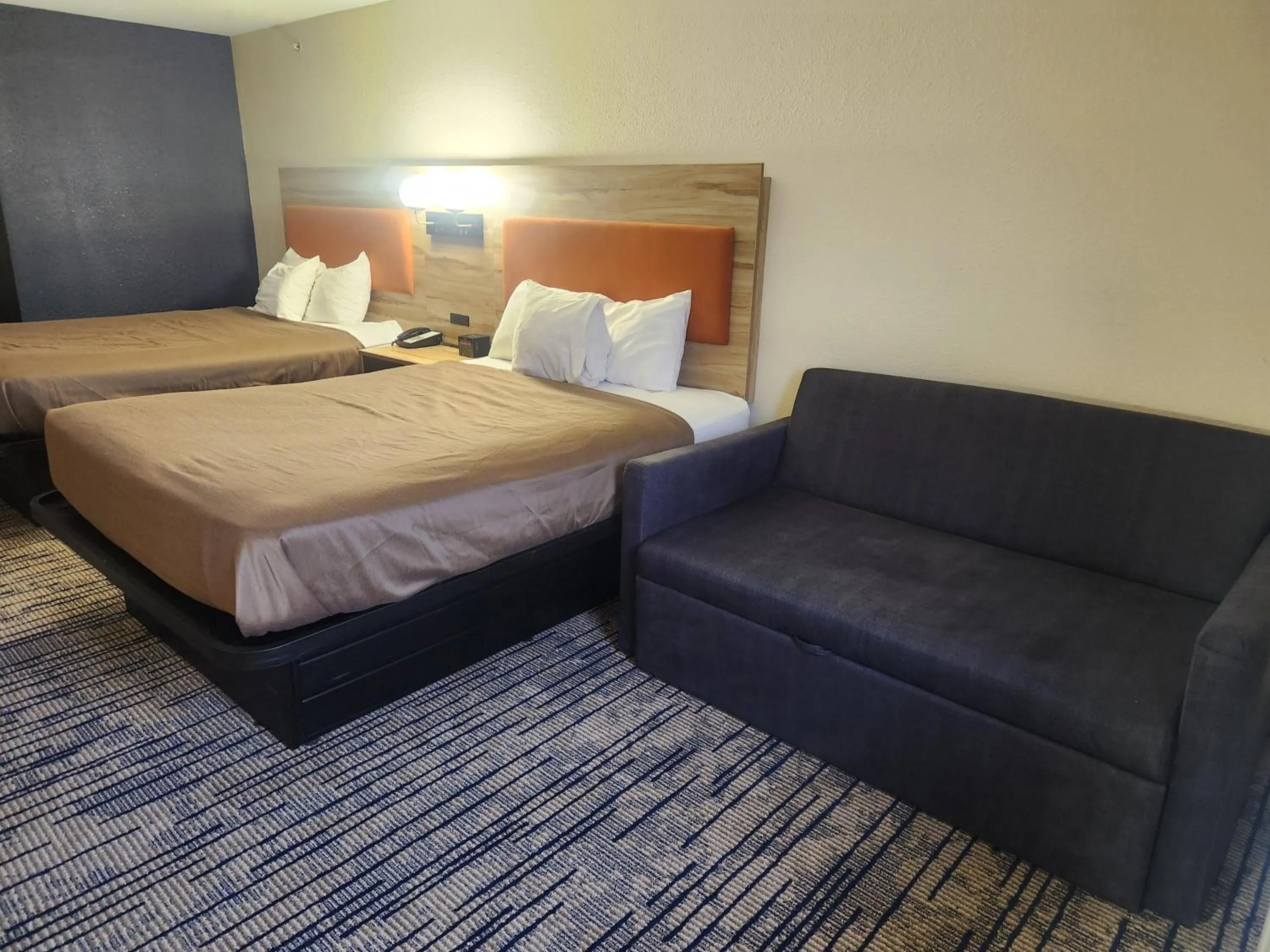 Bed in All Seasons Resort