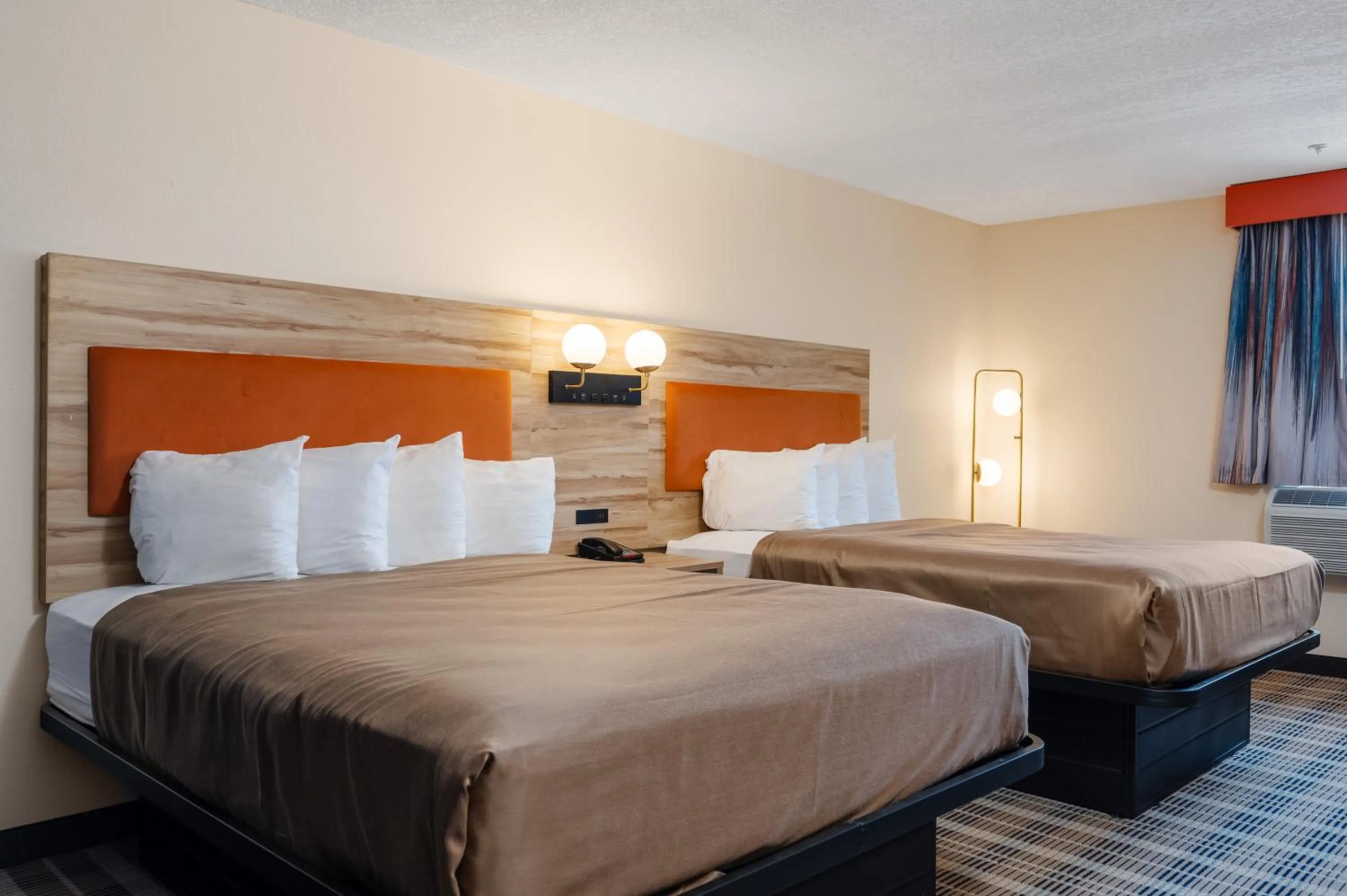 Bed in All Seasons Resort