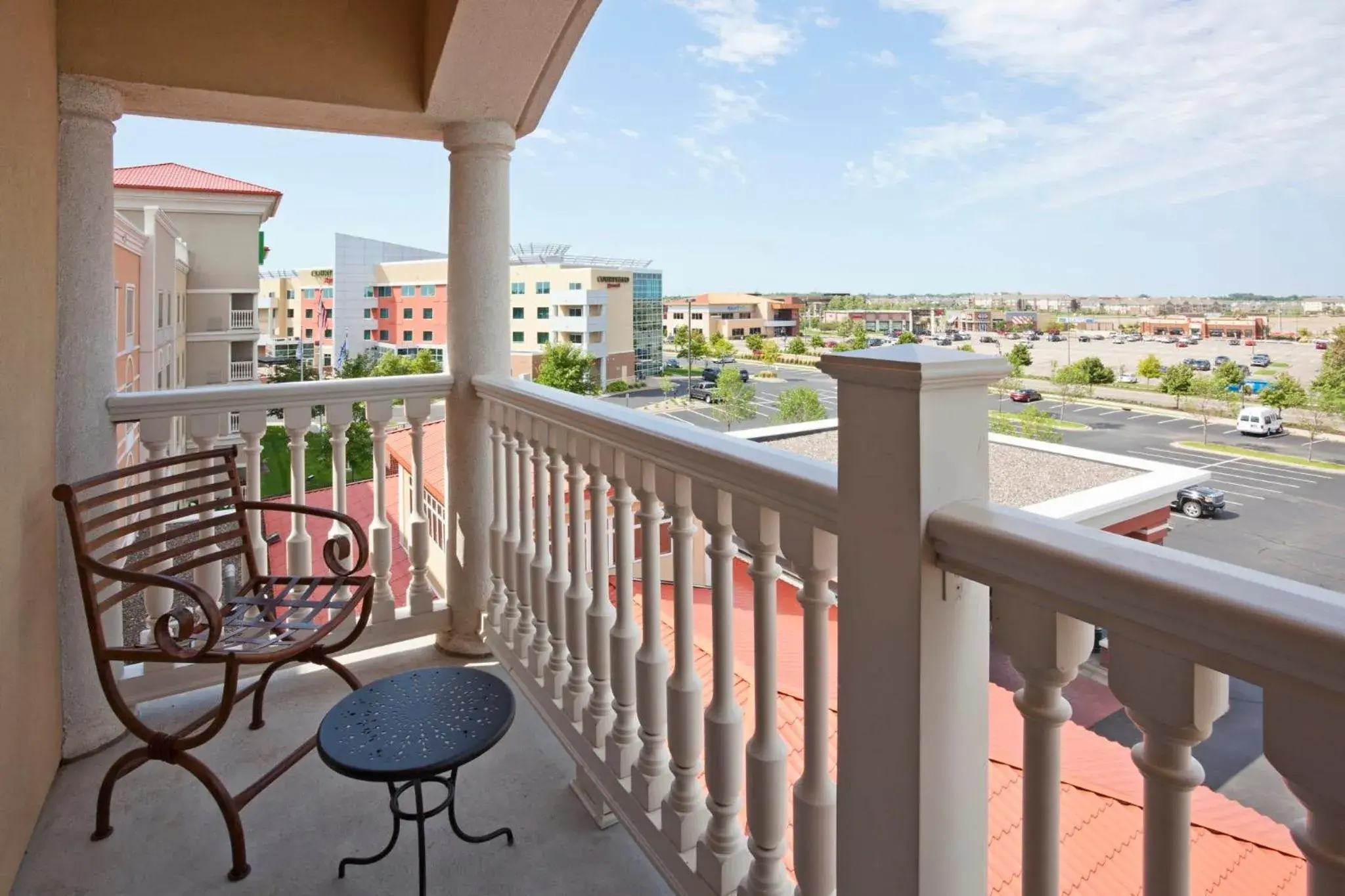 Photo of the whole room in Holiday Inn Hotel & Suites Maple Grove Northwest Minneapolis-Arbor Lakes by IHG Photo of the whole room in Holiday Inn Hotel & Suites Maple Grove Northwest Minneapolis-Arbor Lakes by IHG