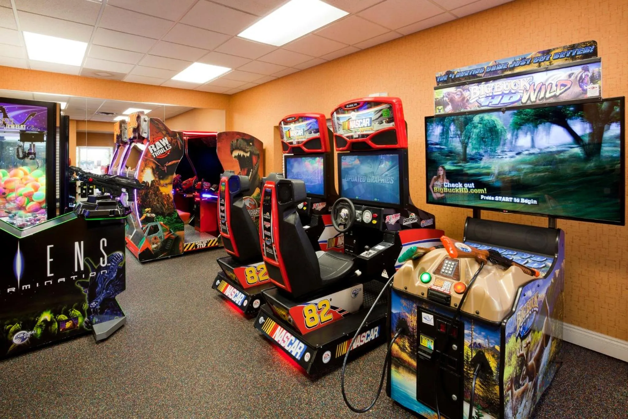 Game Room in Holiday Inn Hotel & Suites Maple Grove Northwest Minneapolis-Arbor Lakes by IHG