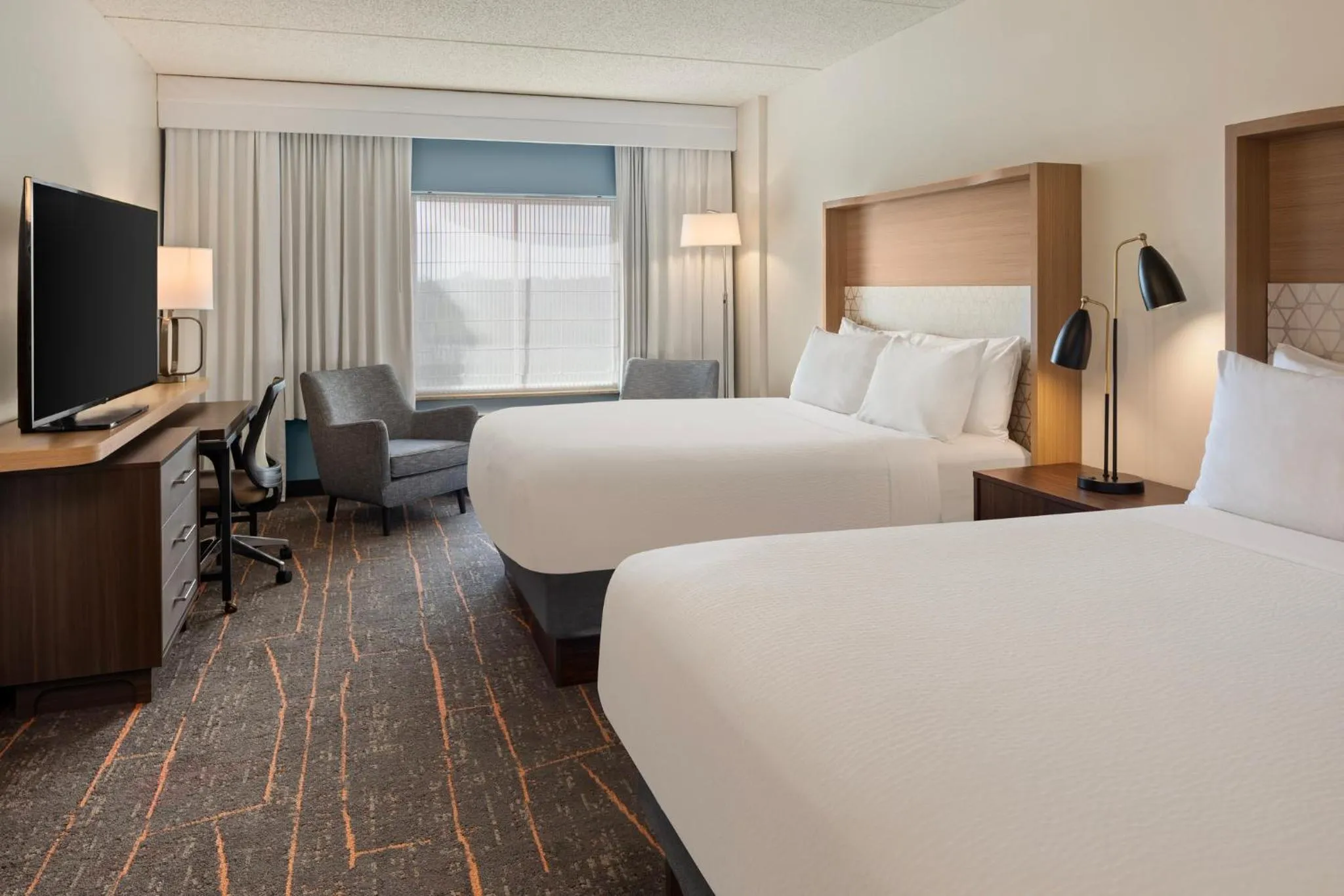 Photo of the whole room, Bed in Holiday Inn Hotel & Suites Maple Grove Northwest Minneapolis-Arbor Lakes by IHG