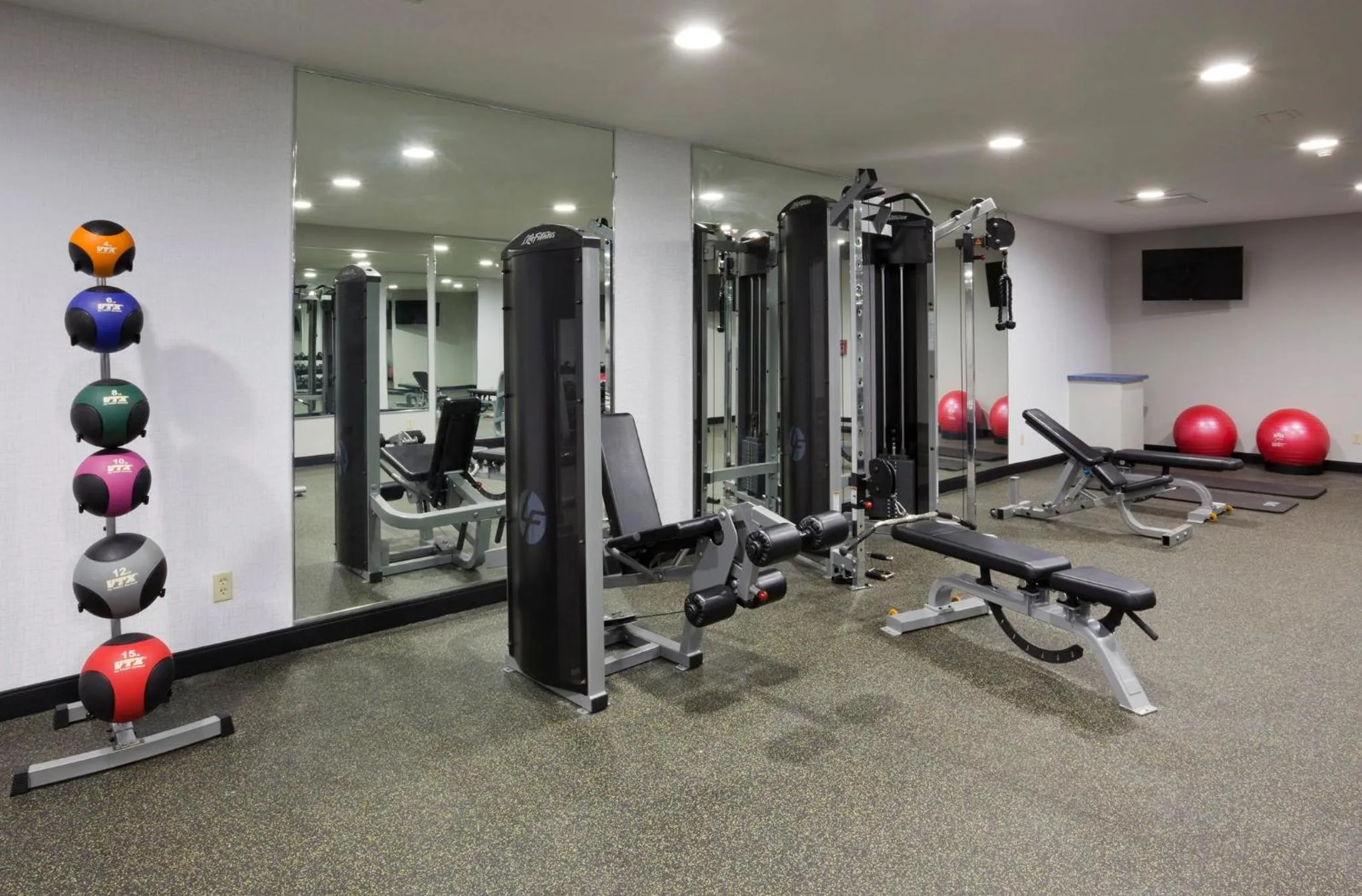 Fitness centre/facilities in Holiday Inn Hotel & Suites Maple Grove Northwest Minneapolis-Arbor Lakes by IHG
