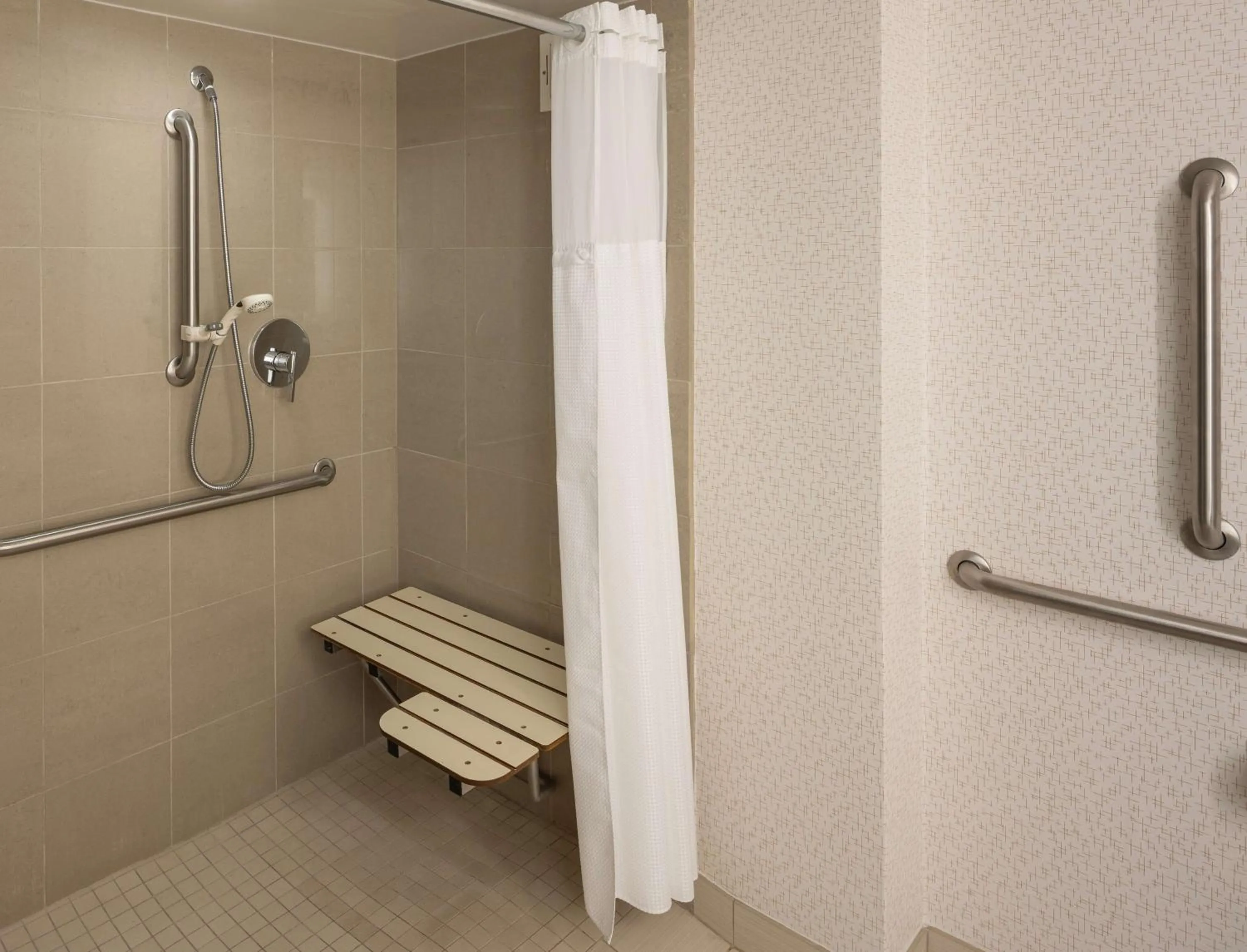 Bathroom in Hilton Durham near Duke University