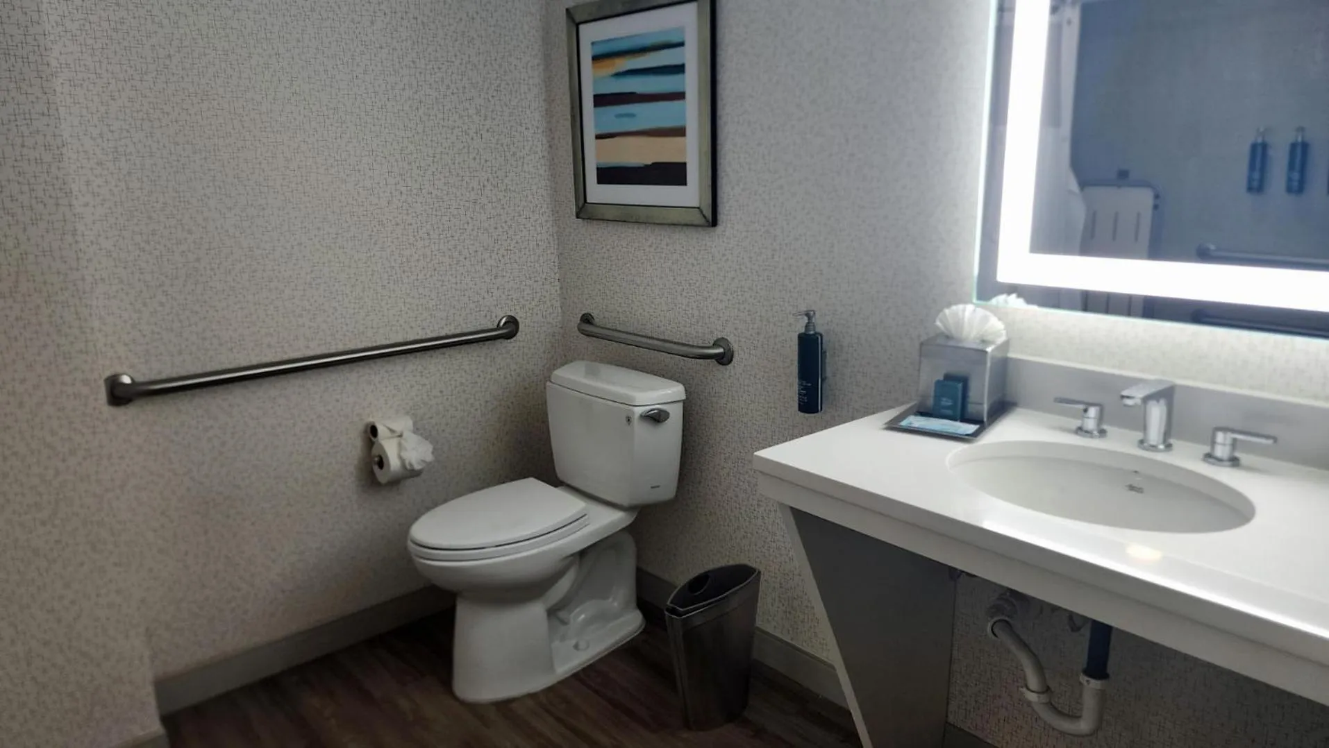 Bathroom in Hilton Durham near Duke University