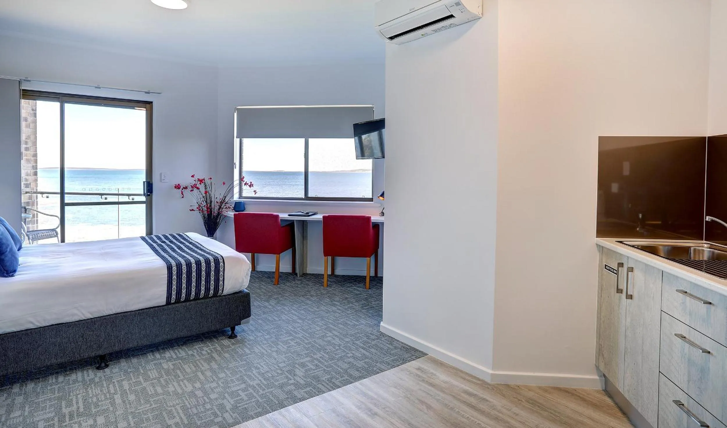 TV and multimedia, Bed in Limani Port Lincoln