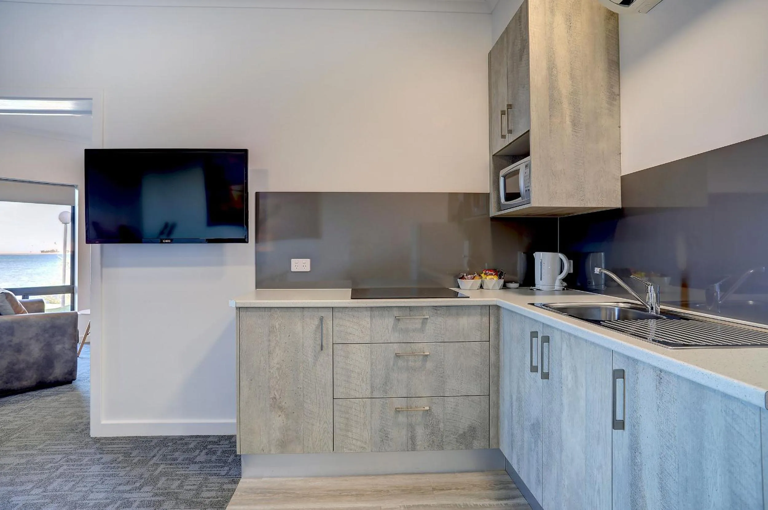 Kitchen or kitchenette in Limani Port Lincoln