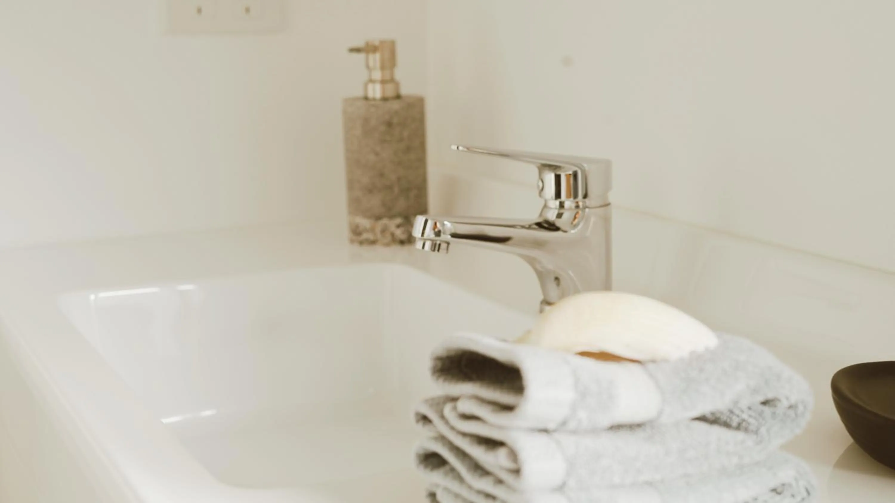 Bathroom in The Barn Cabins & Camp