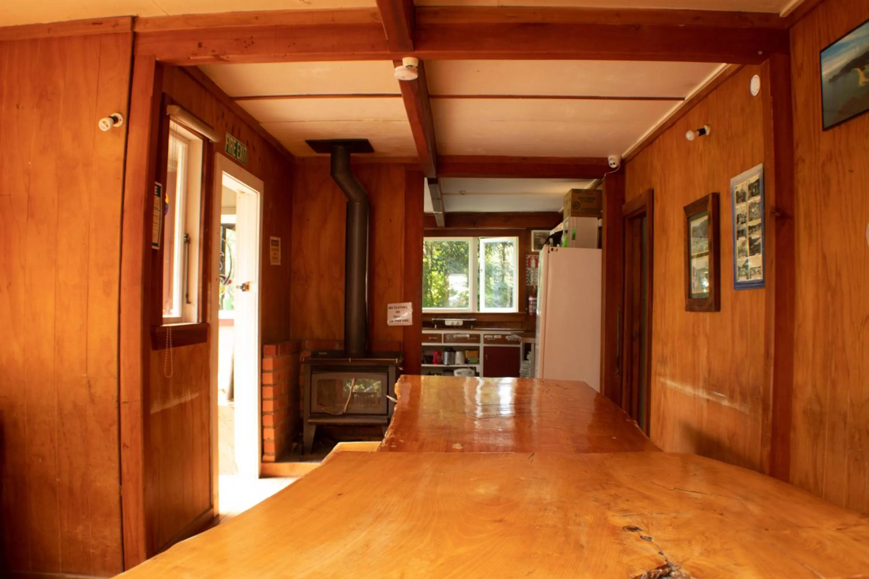 Communal kitchen in The Barn Cabins & Camp