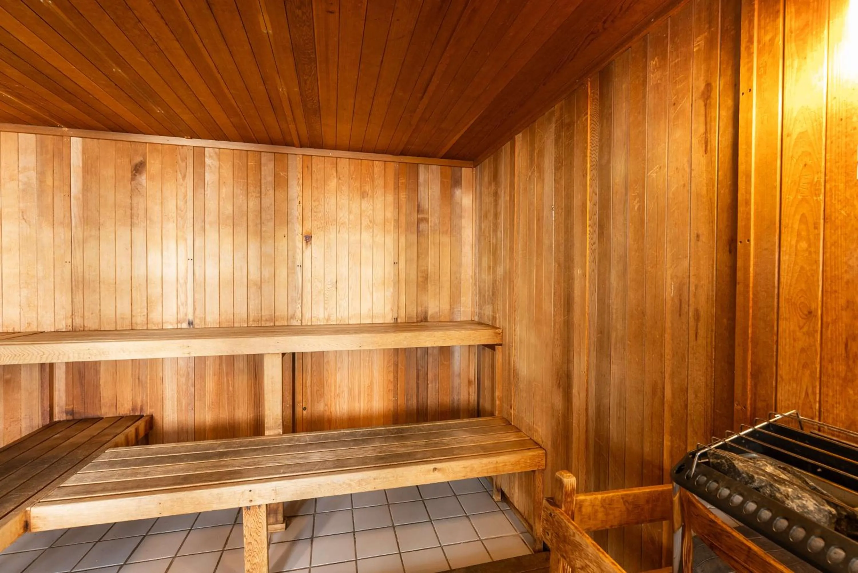 Fitness centre/facilities in Fireside Inn & Suites Portland