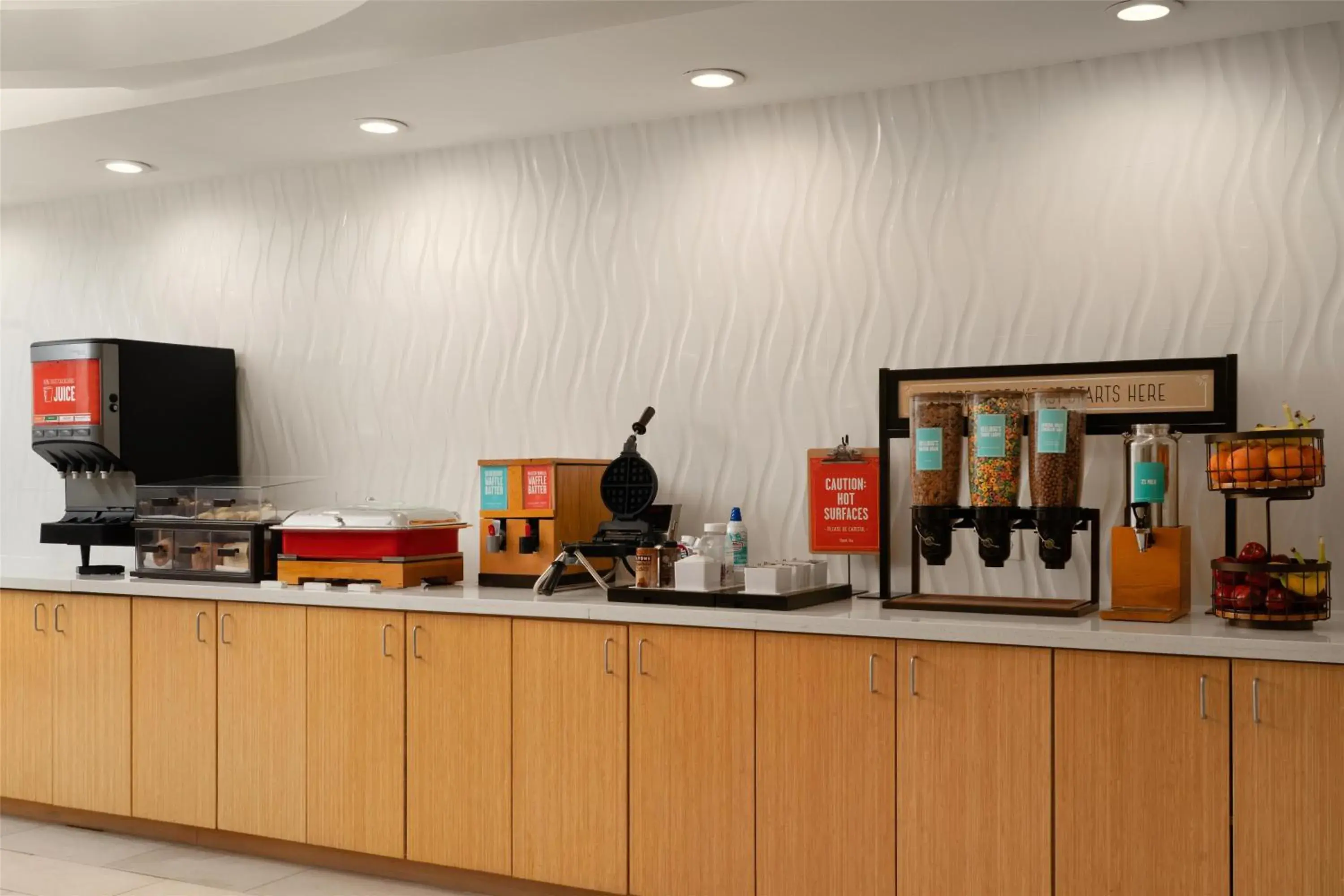 Breakfast in Hampton Inn Hopewell Fort Gregg-Adams Breakfast in Hampton Inn Hopewell Fort Gregg-Adams