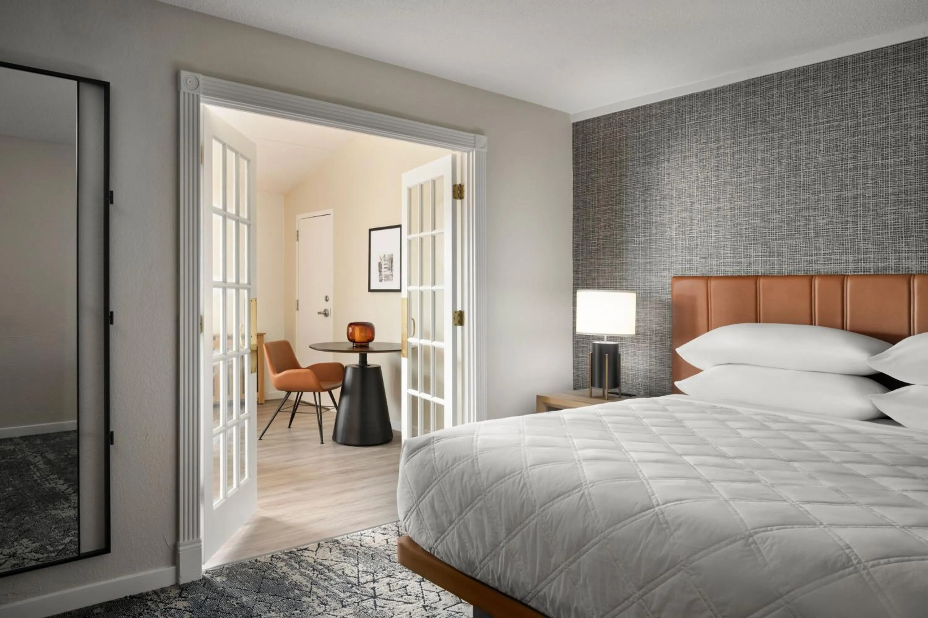 Bedroom, Bed in Sheraton Grand Rapids Airport Hotel