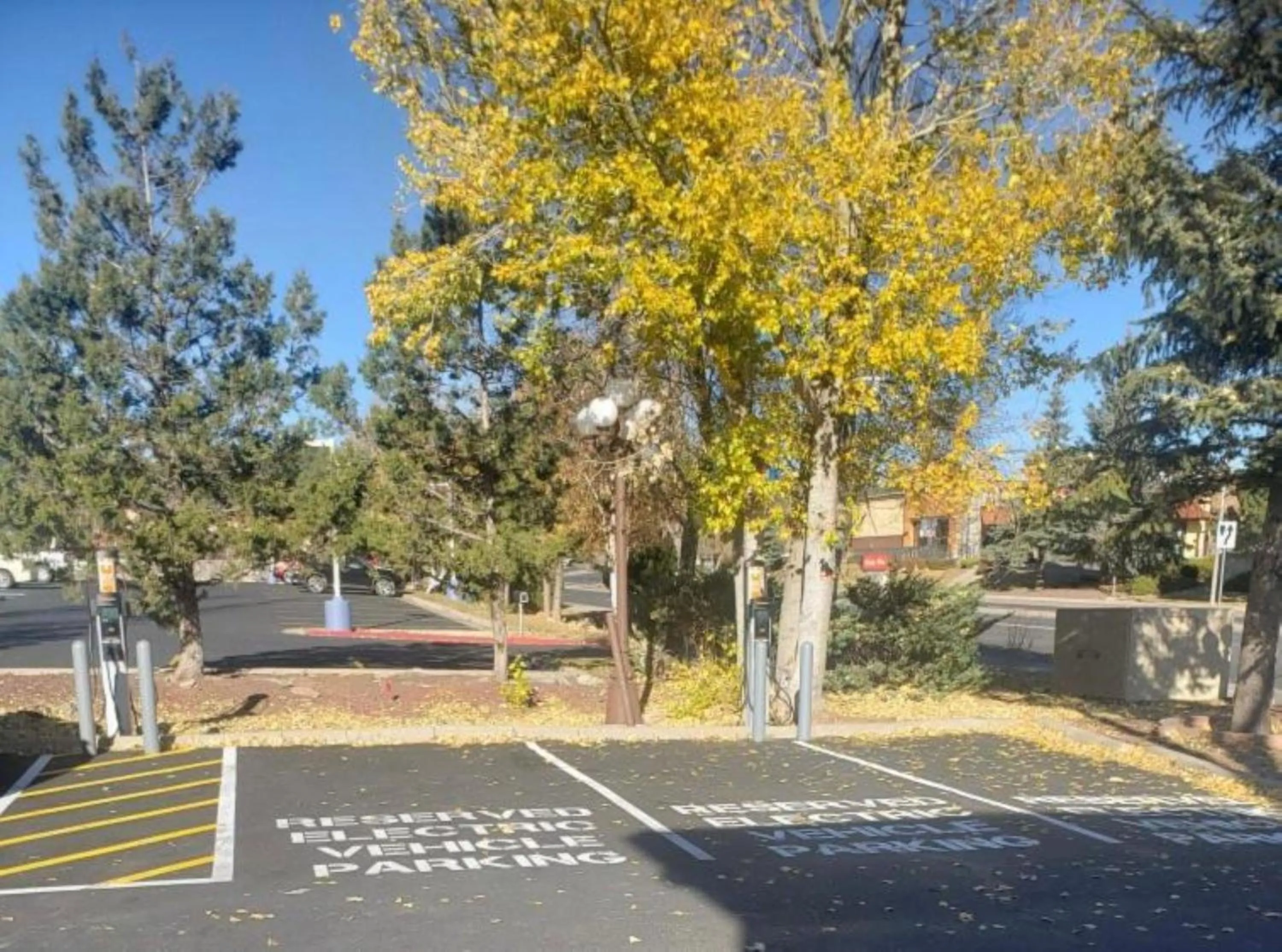 Parking in GreenTree Inn Flagstaff