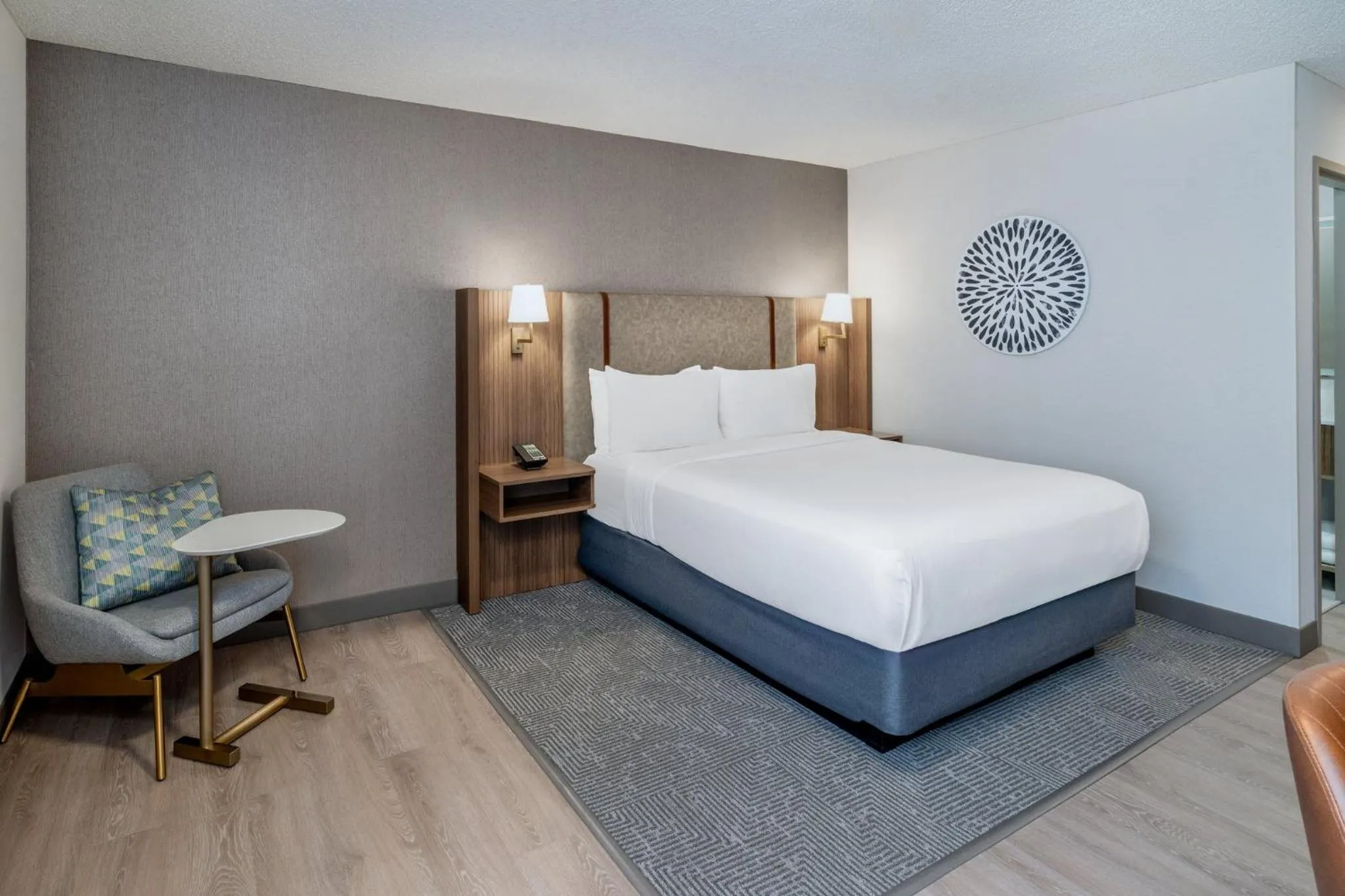 Photo of the whole room, Bed in Holiday Inn Dublin - Pleasanton by IHG