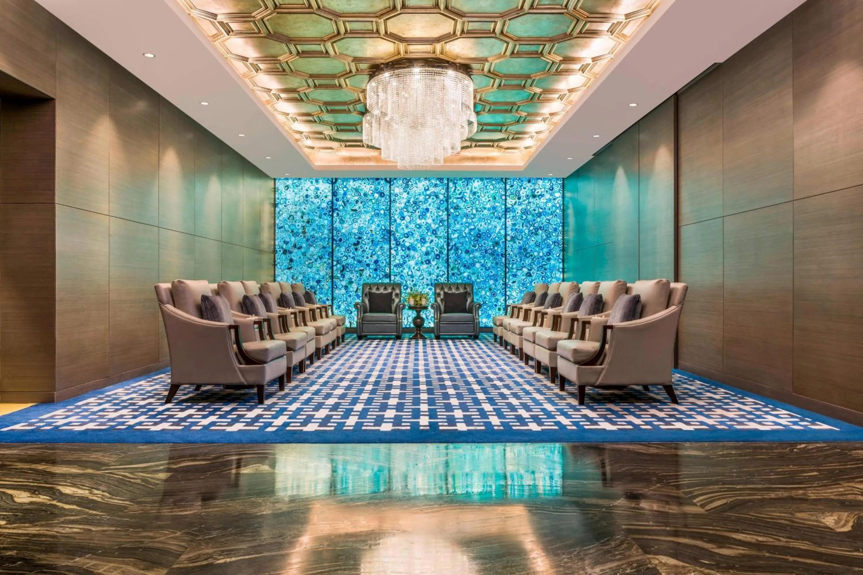 Meeting/conference room in Le Meridien Qingdao West Coast