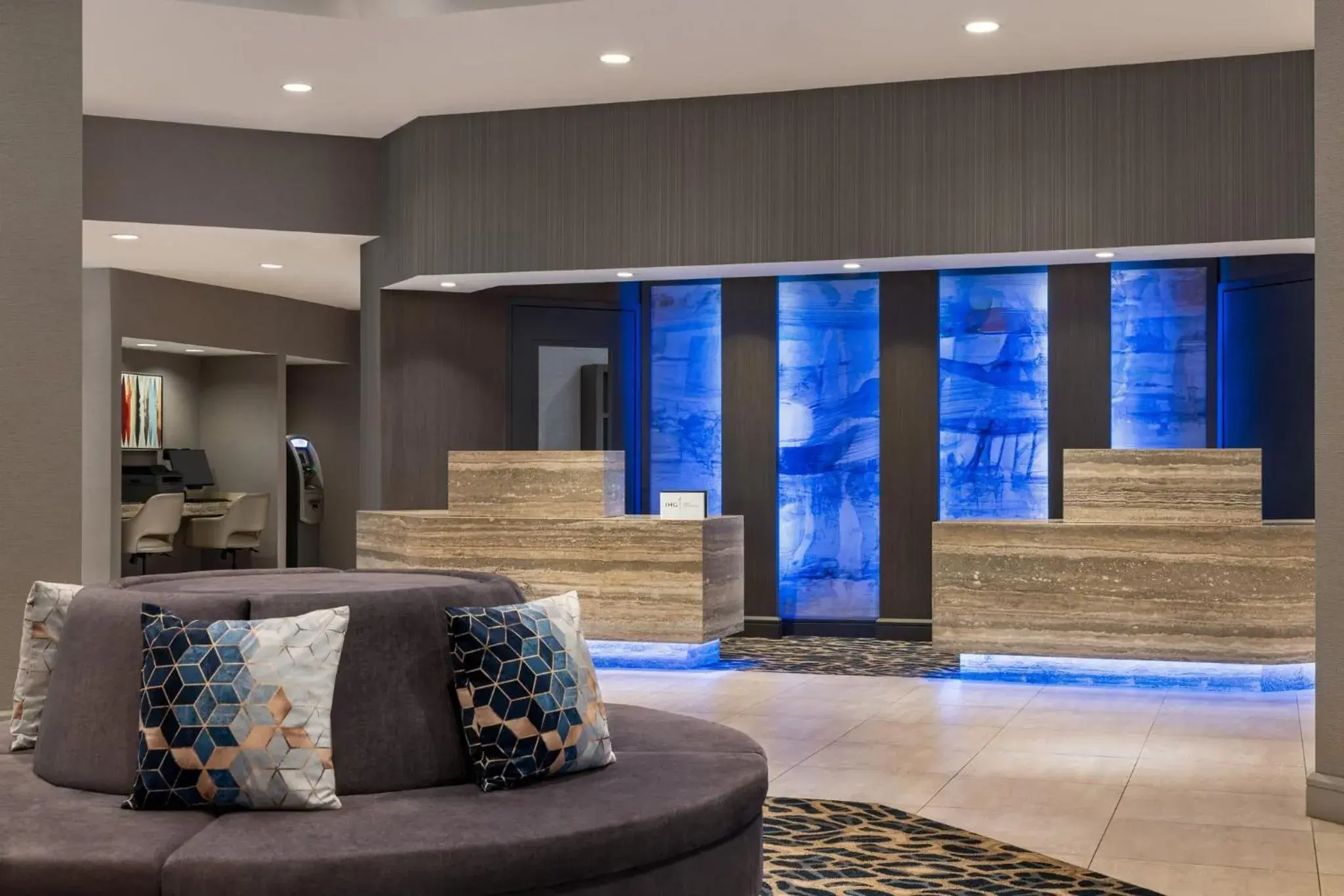 Property building in Crowne Plaza Edison by IHG Property building in Crowne Plaza Edison by IHG