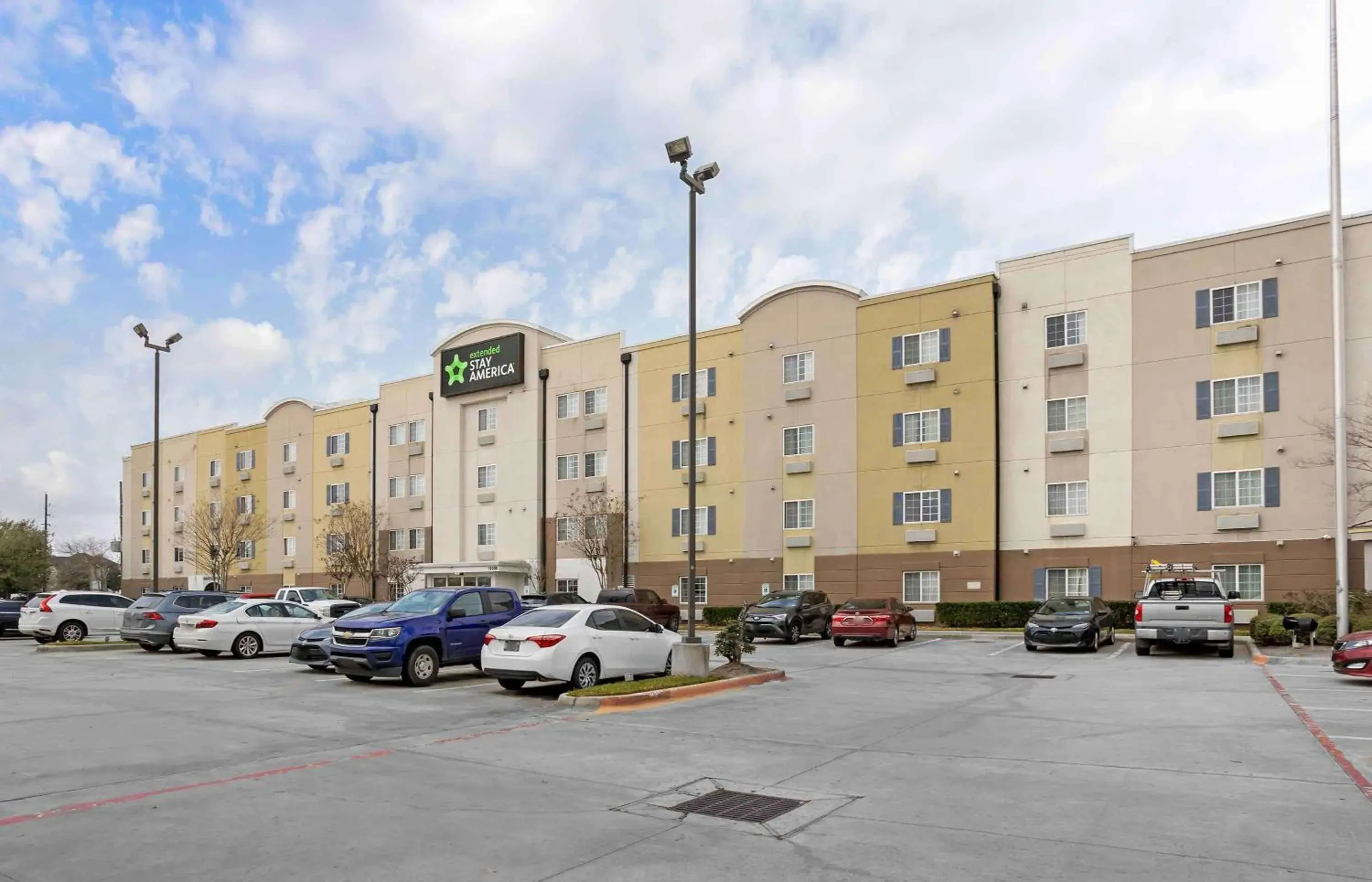 Property Building in Extended Stay America Suites - Houston - Katy - I-10