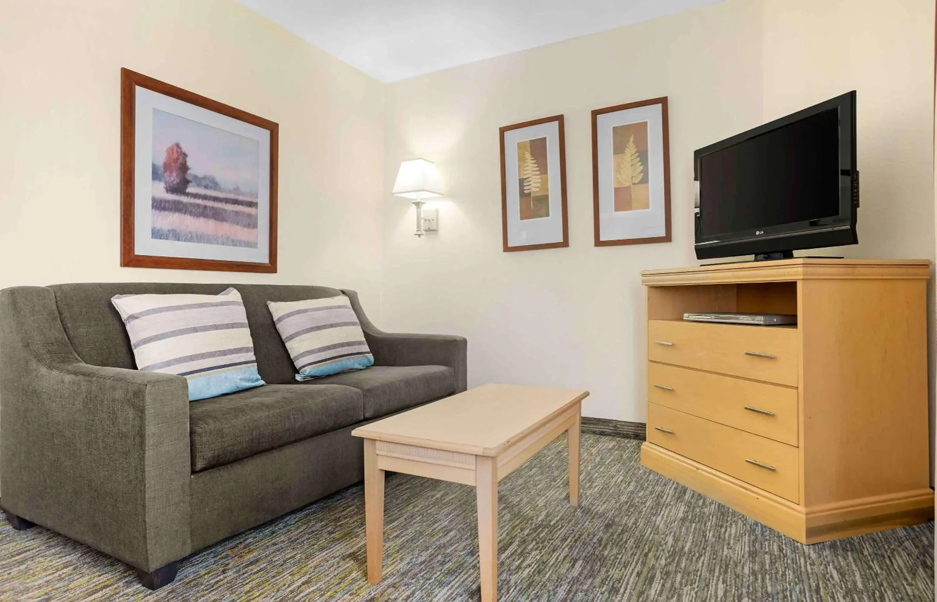 Bedroom, Seating Area in Extended Stay America Suites - Houston - Katy - I-10