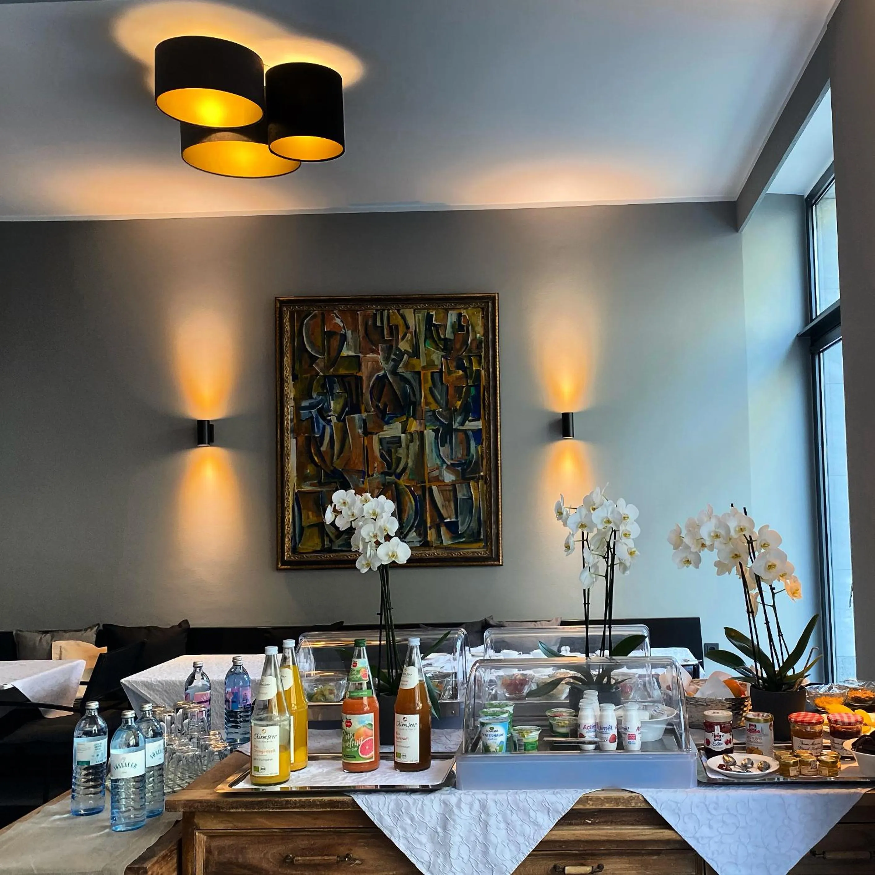 Food and drinks in Das Nikolai Hotel