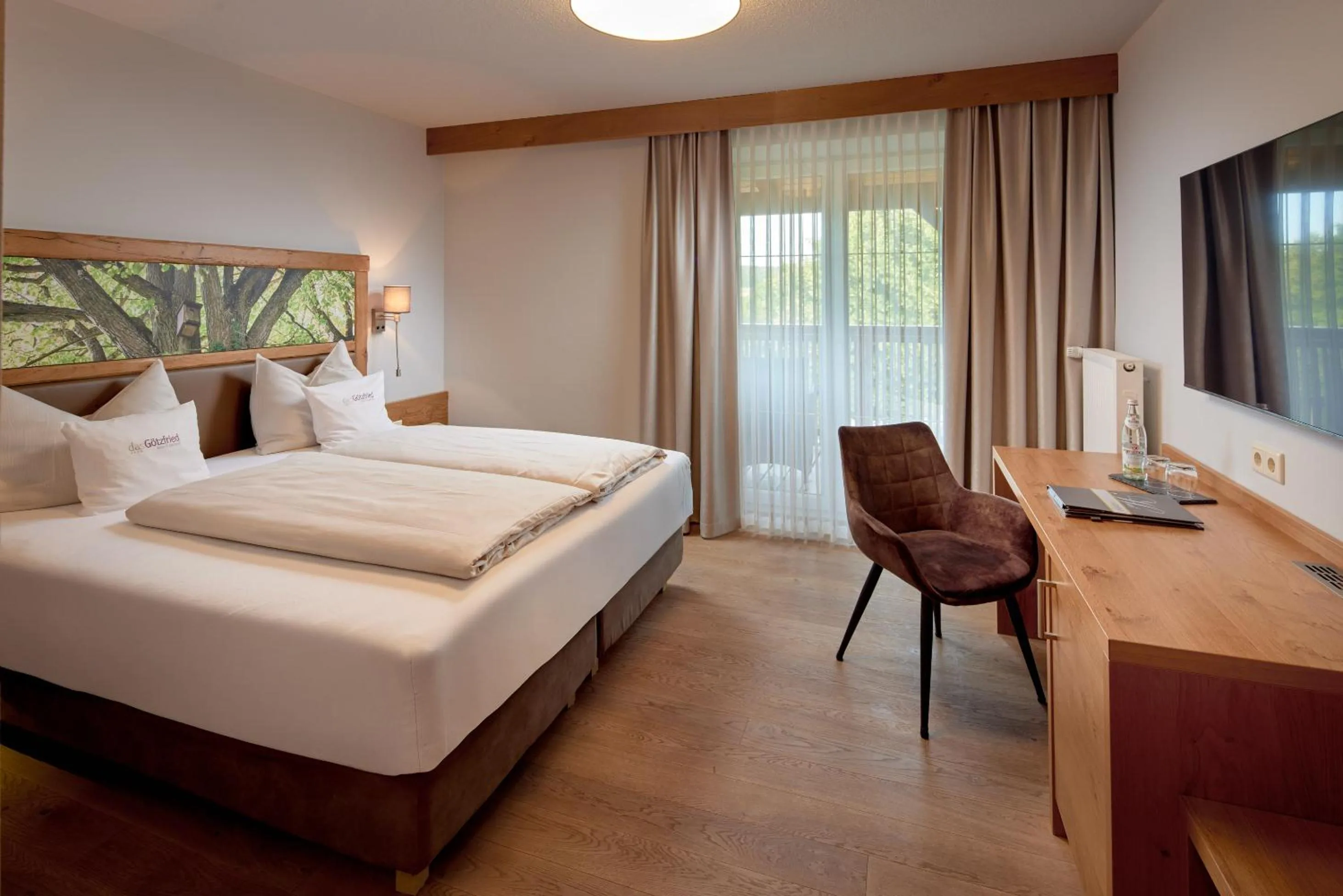 Bed in Garden & SPA Hotel Das Götzfried