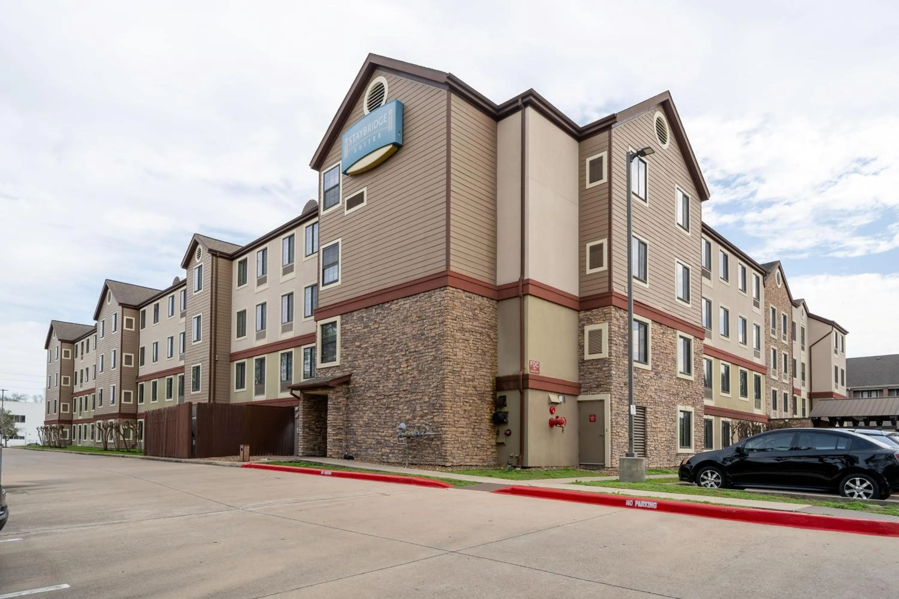 Property building in Staybridge Suites Houston West - Energy Corridor by IHG