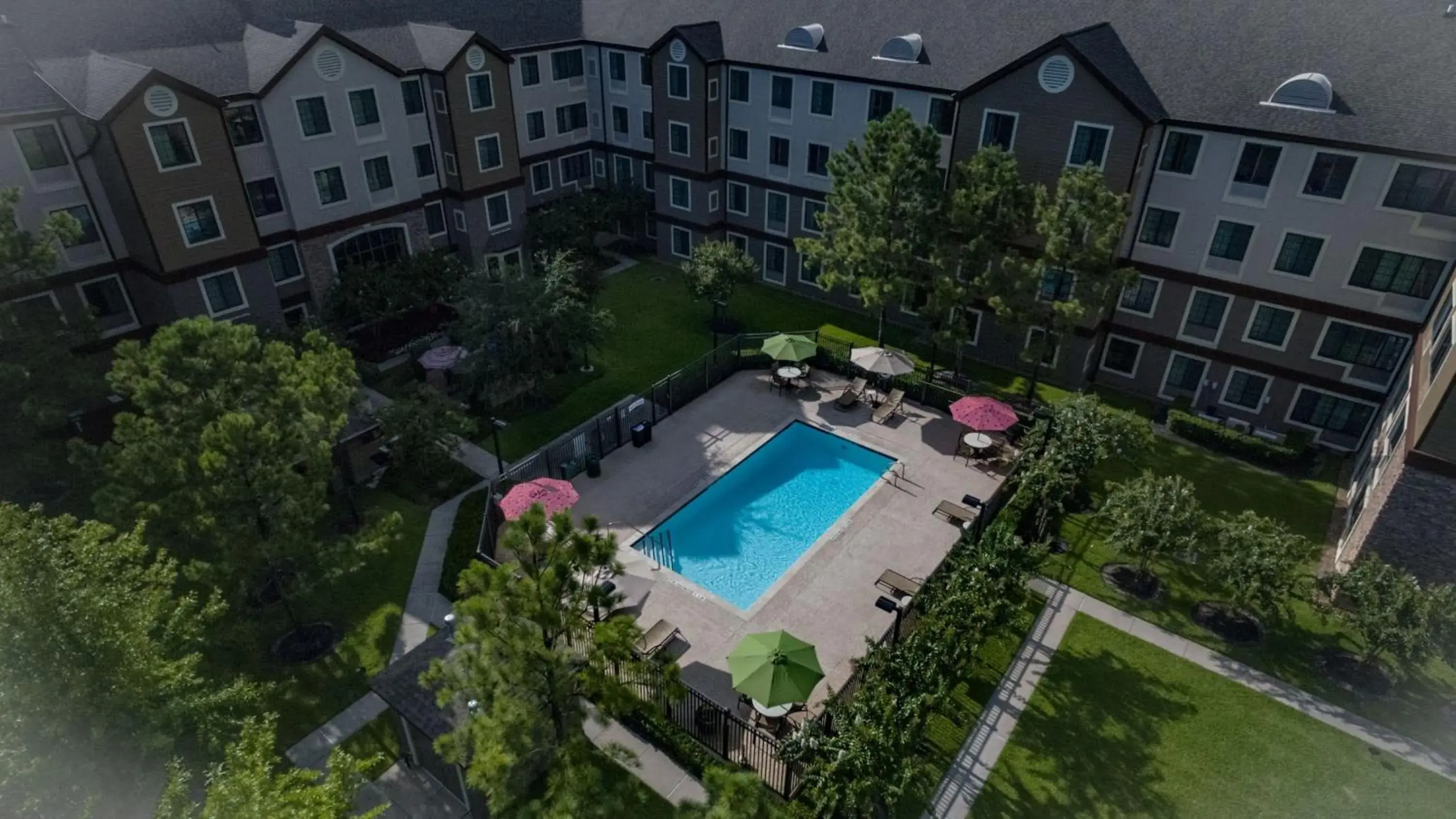 Property building in Staybridge Suites Houston West - Energy Corridor by IHG Property building in Staybridge Suites Houston West - Energy Corridor by IHG