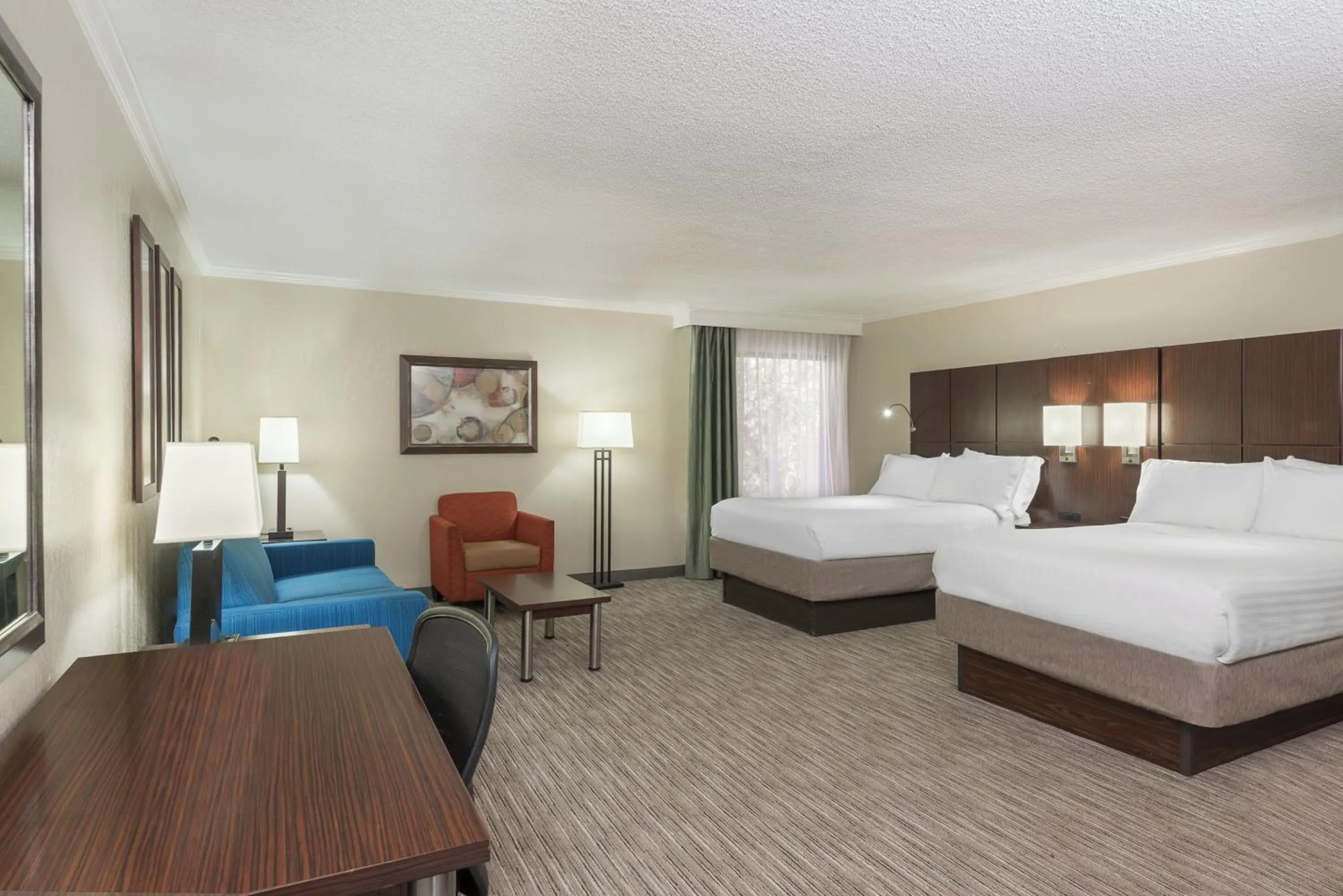 Photo of the whole room, Bed in Holiday Inn Express Hotel & Suites Ft. Lauderdale-Plantation by IHG