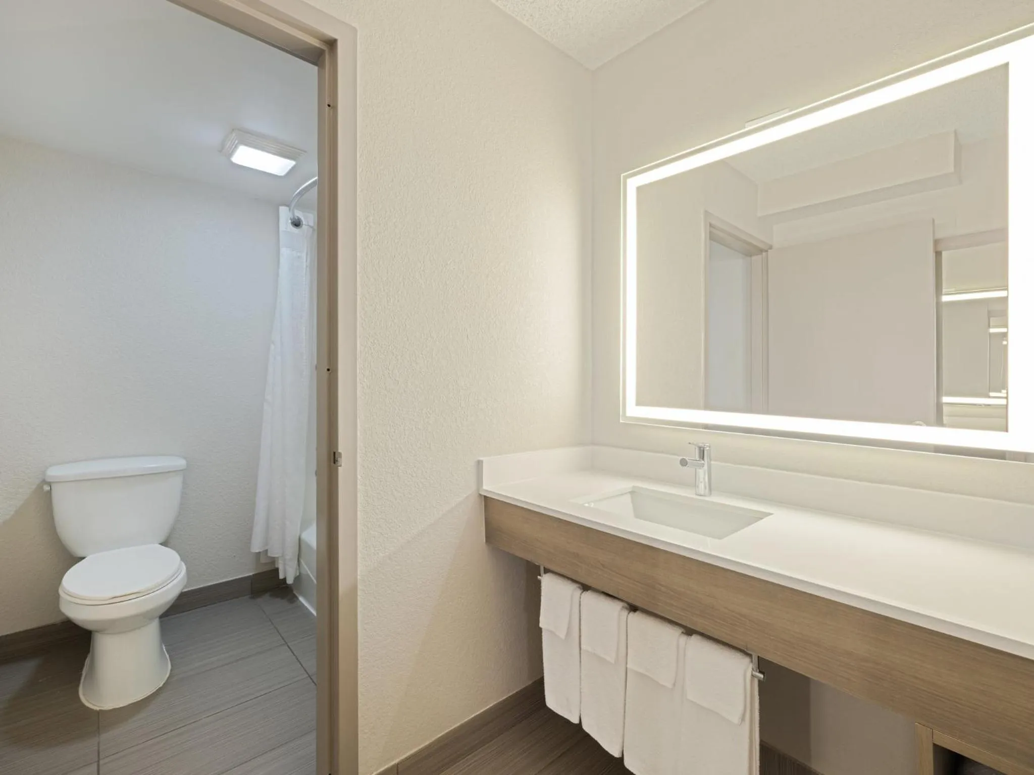 Bathroom in Holiday Inn Express Hotel & Suites Ft. Lauderdale-Plantation by IHG