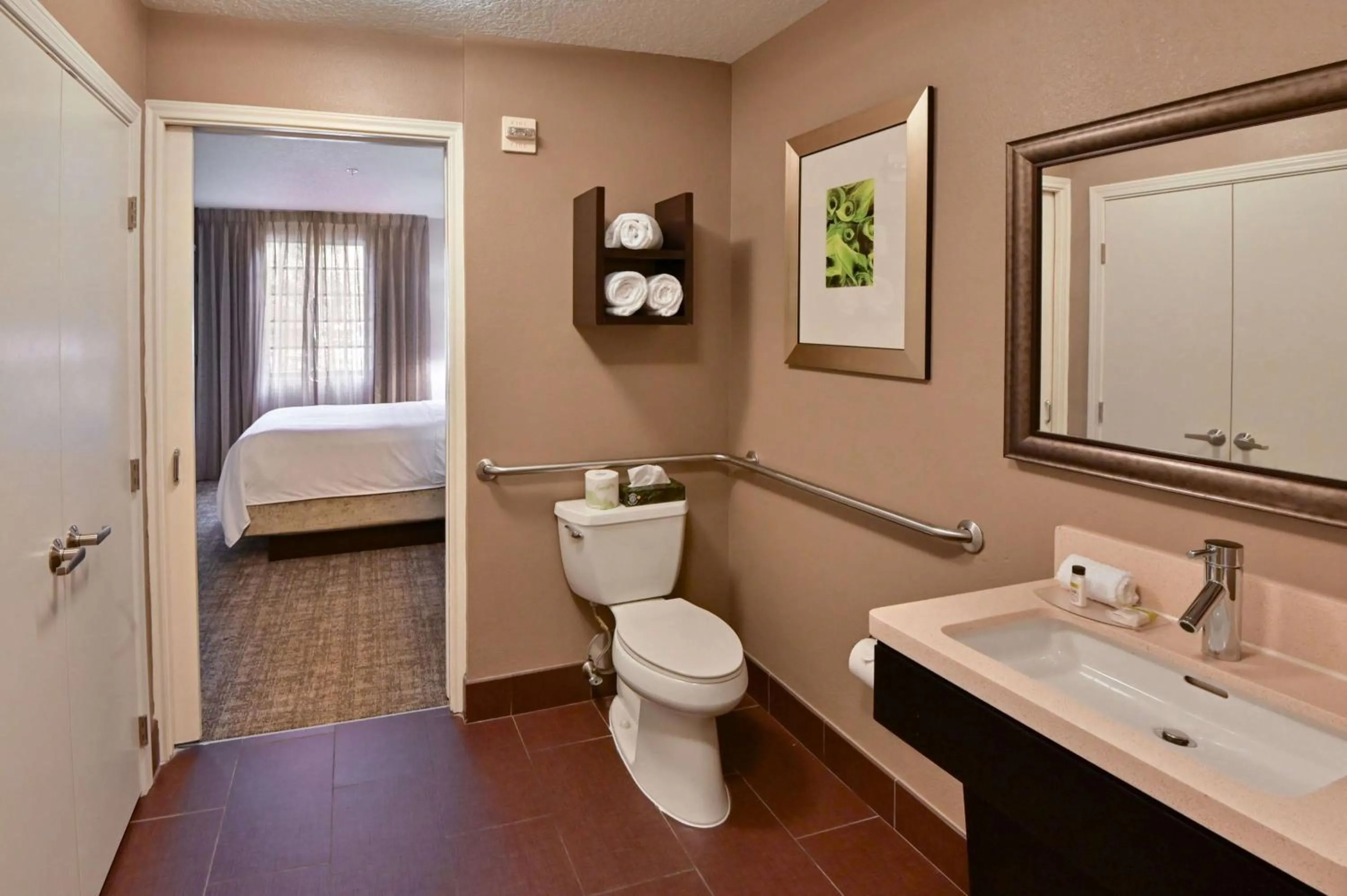 Bathroom in Sonesta ES Suites Fort Lauderdale Plantation