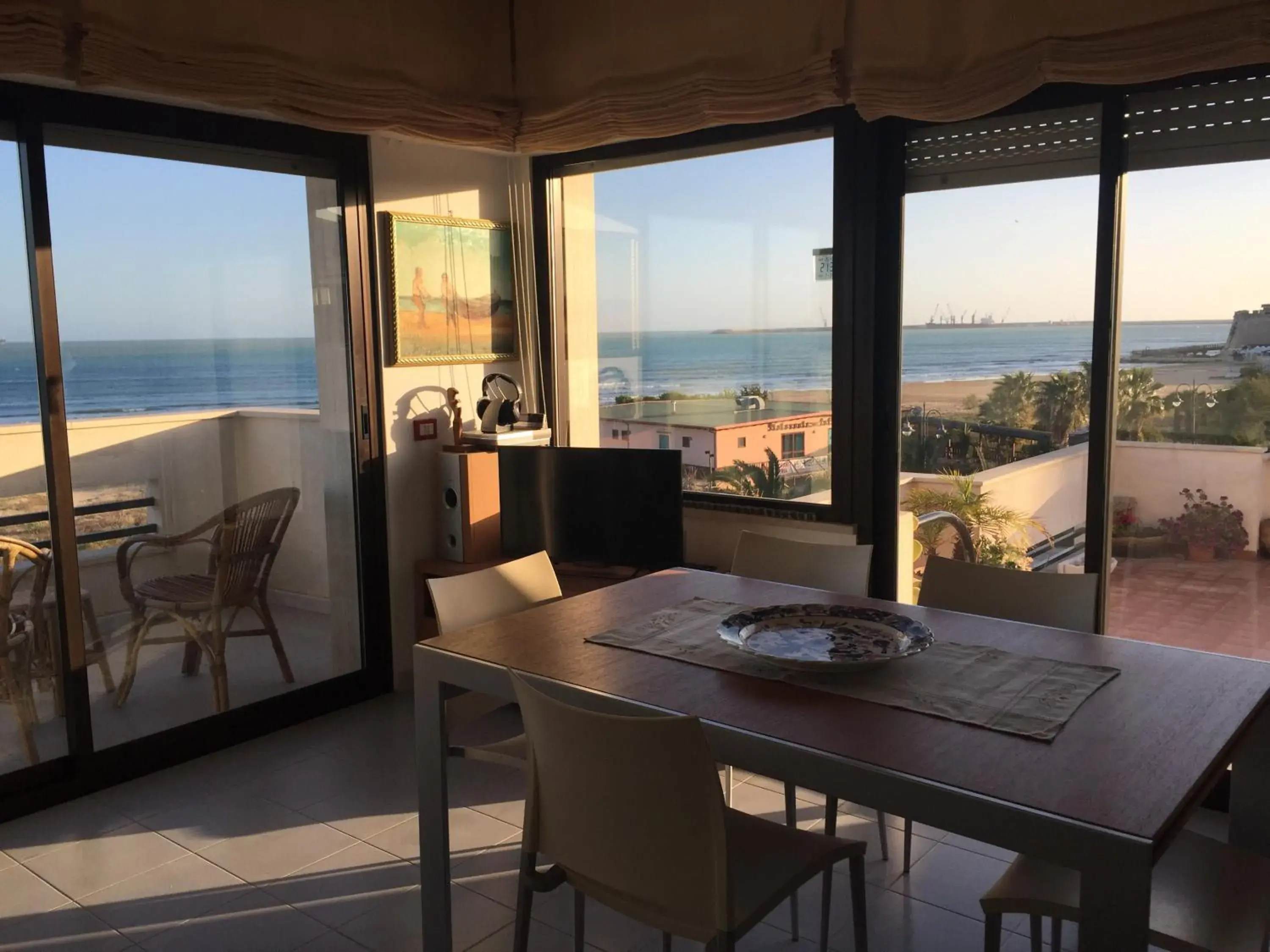 Attico Fronte Mare Attico Fronte Mare
