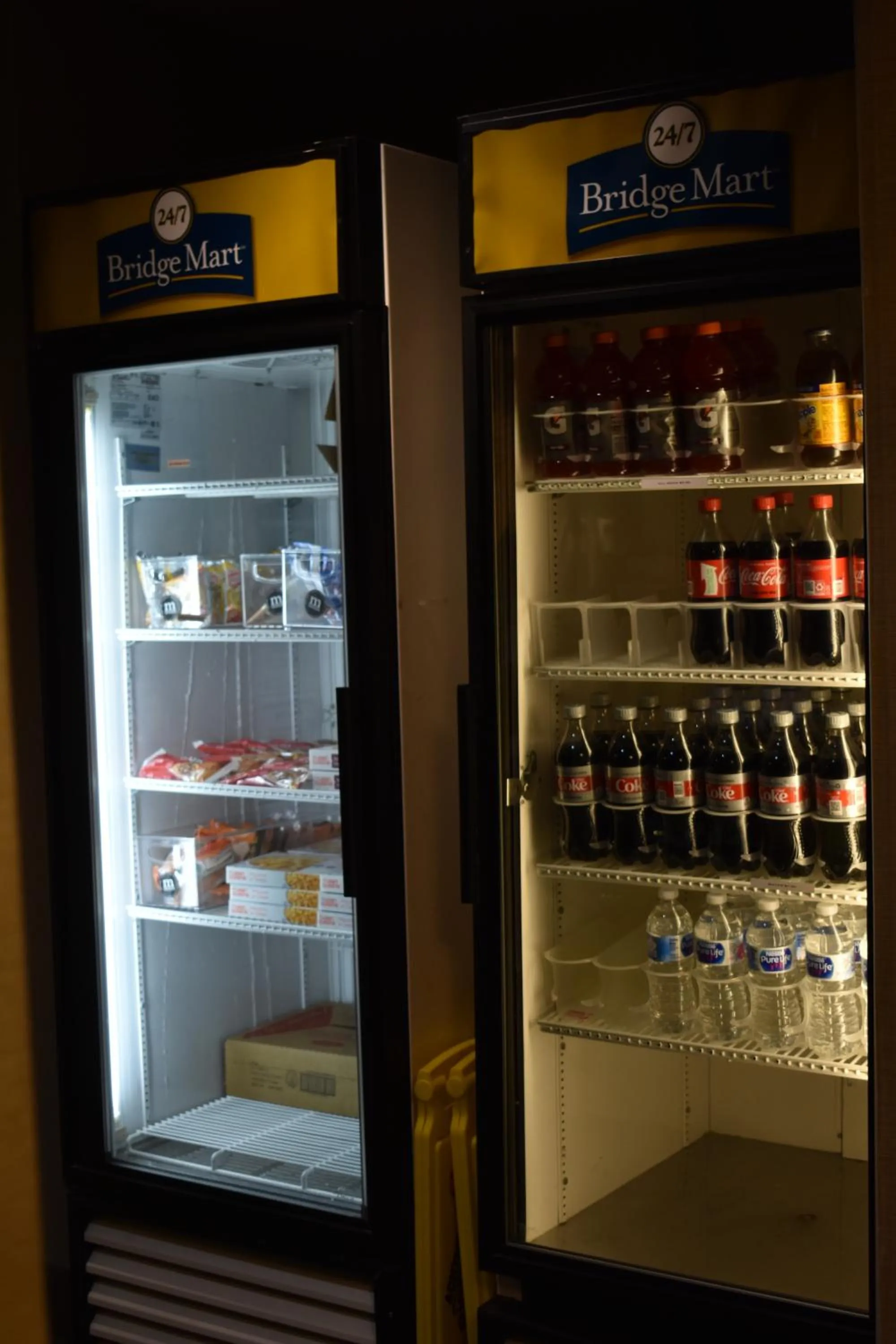 Food and drinks in Staybridge Suites Cranbury - South Brunswick by IHG