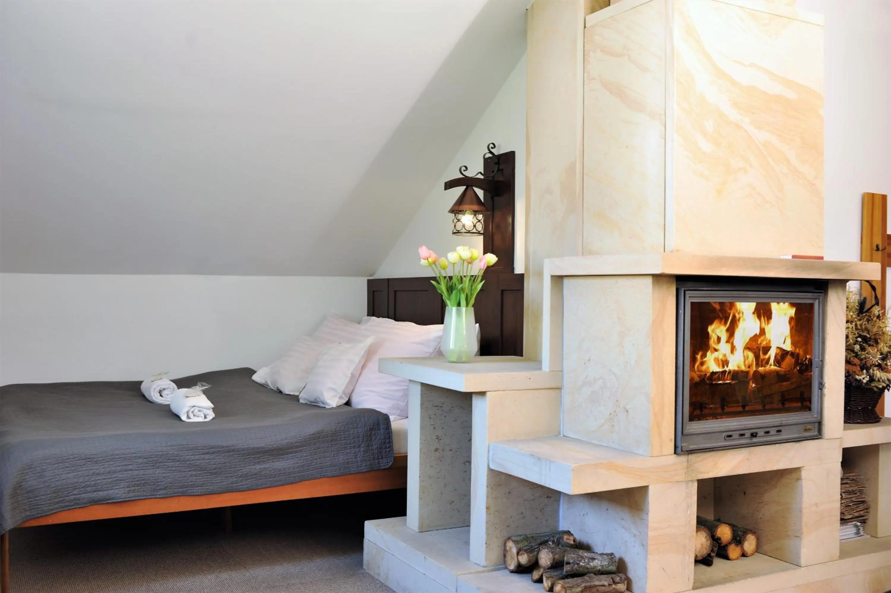 Bed in Hotel Protea Bolesławiec