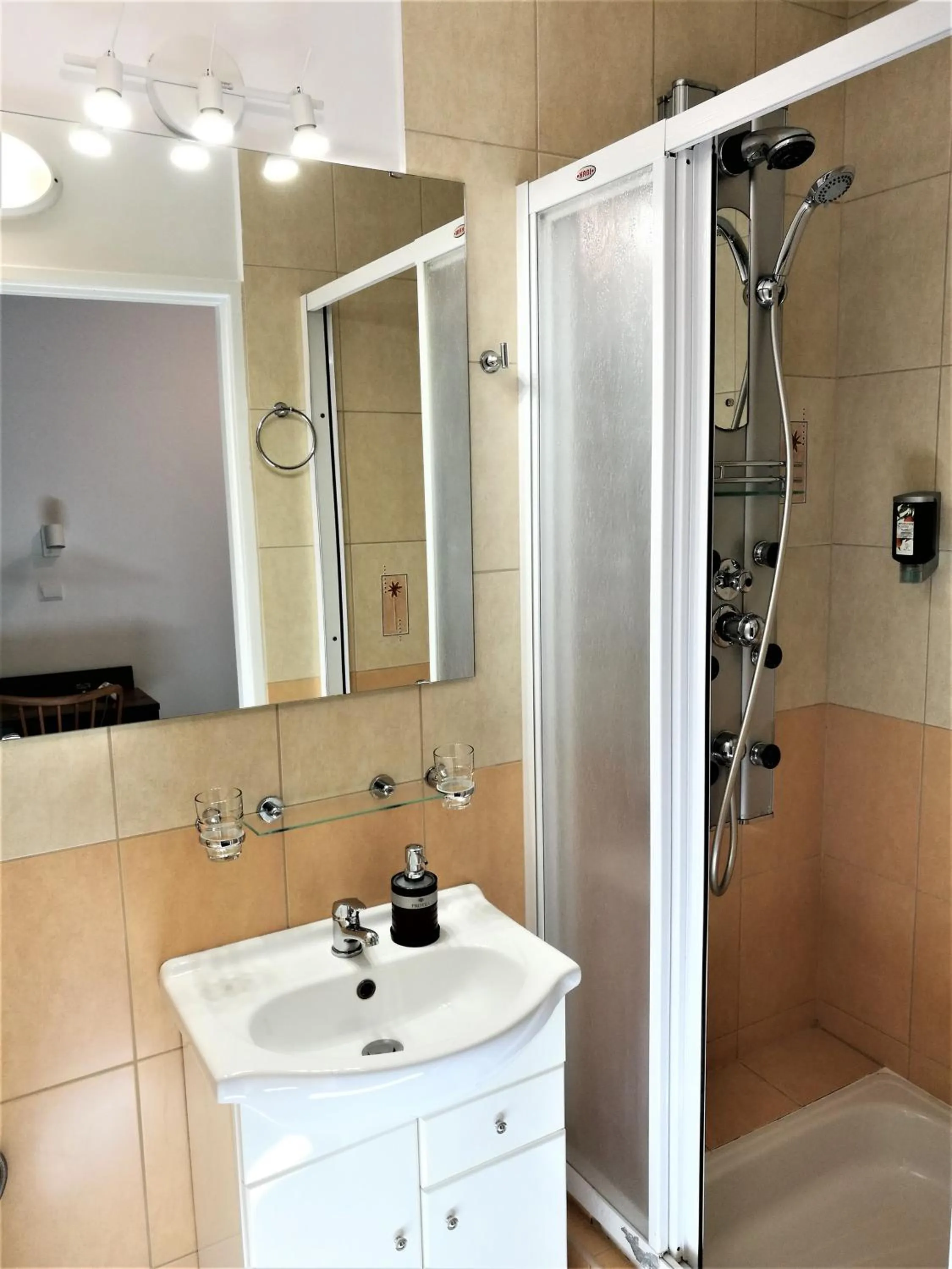 Bathroom in Hotel Protea Bolesławiec