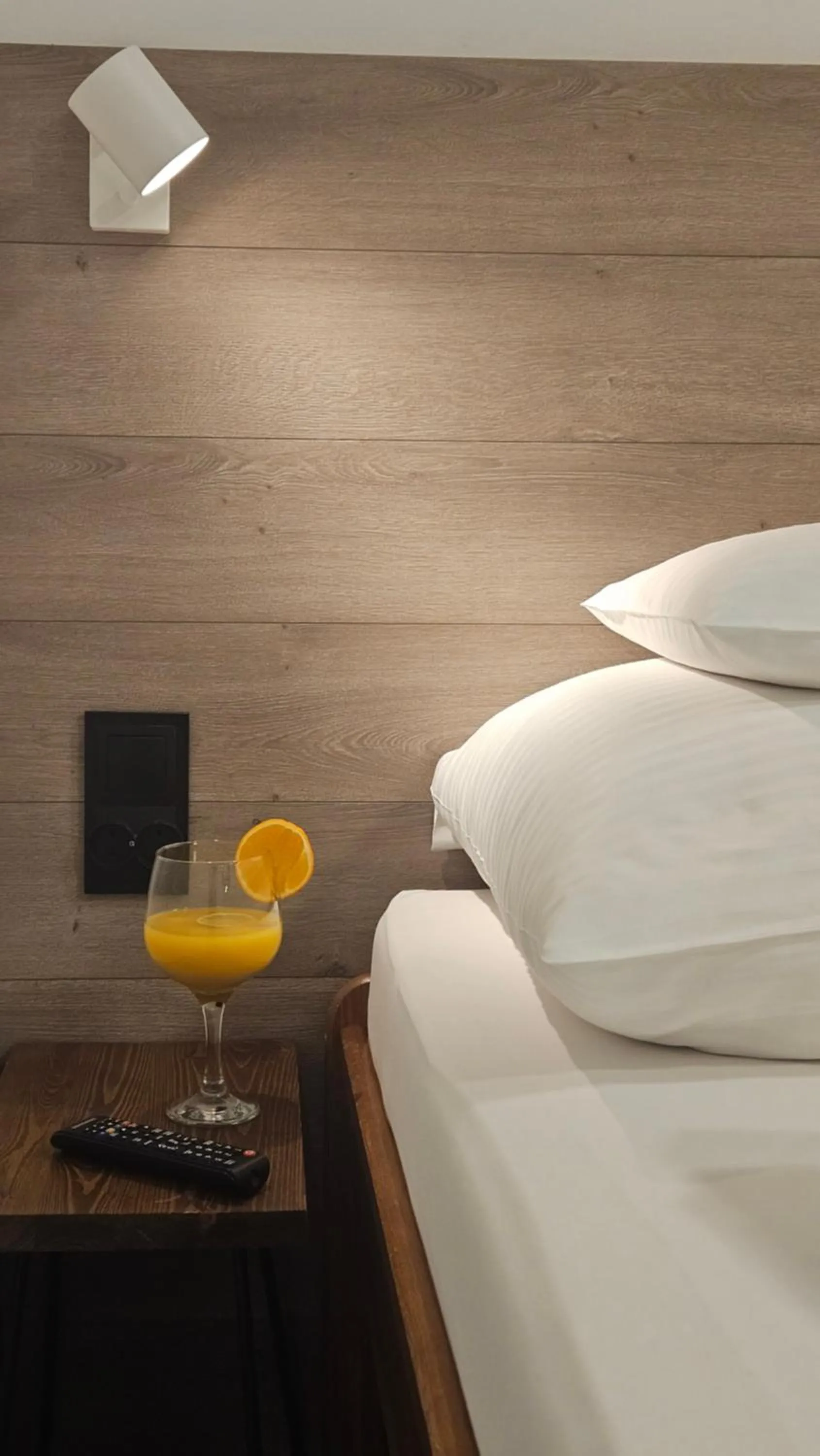 Bed in Hotel Protea Bolesławiec