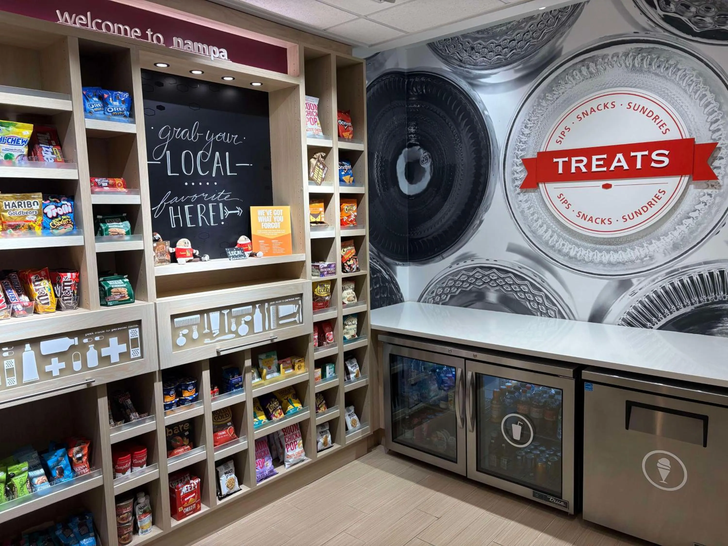 Restaurant/places to eat in Hampton Inn & Suites Nampa at the Idaho Center