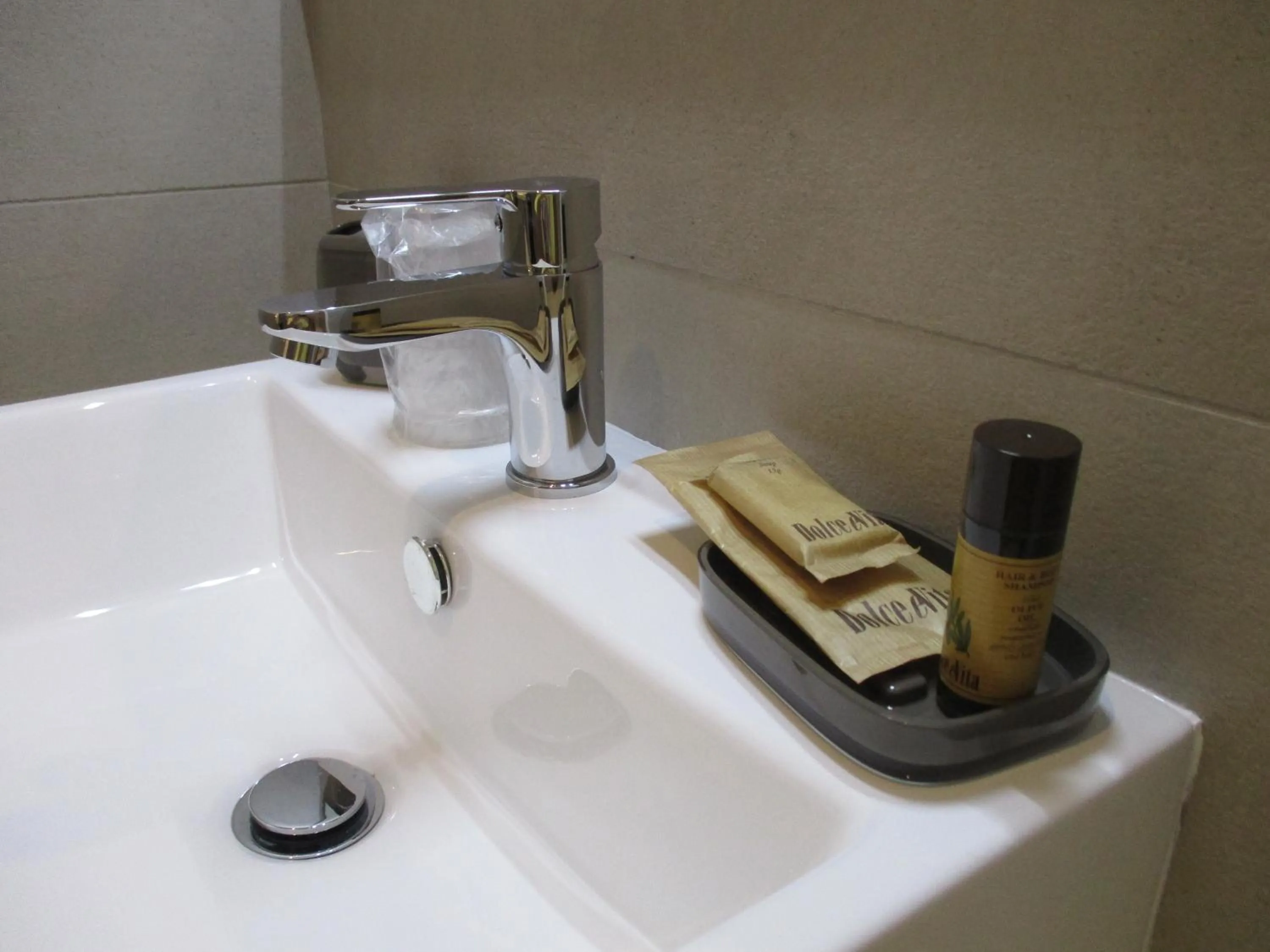 Bathroom in I Giardini della Castellana