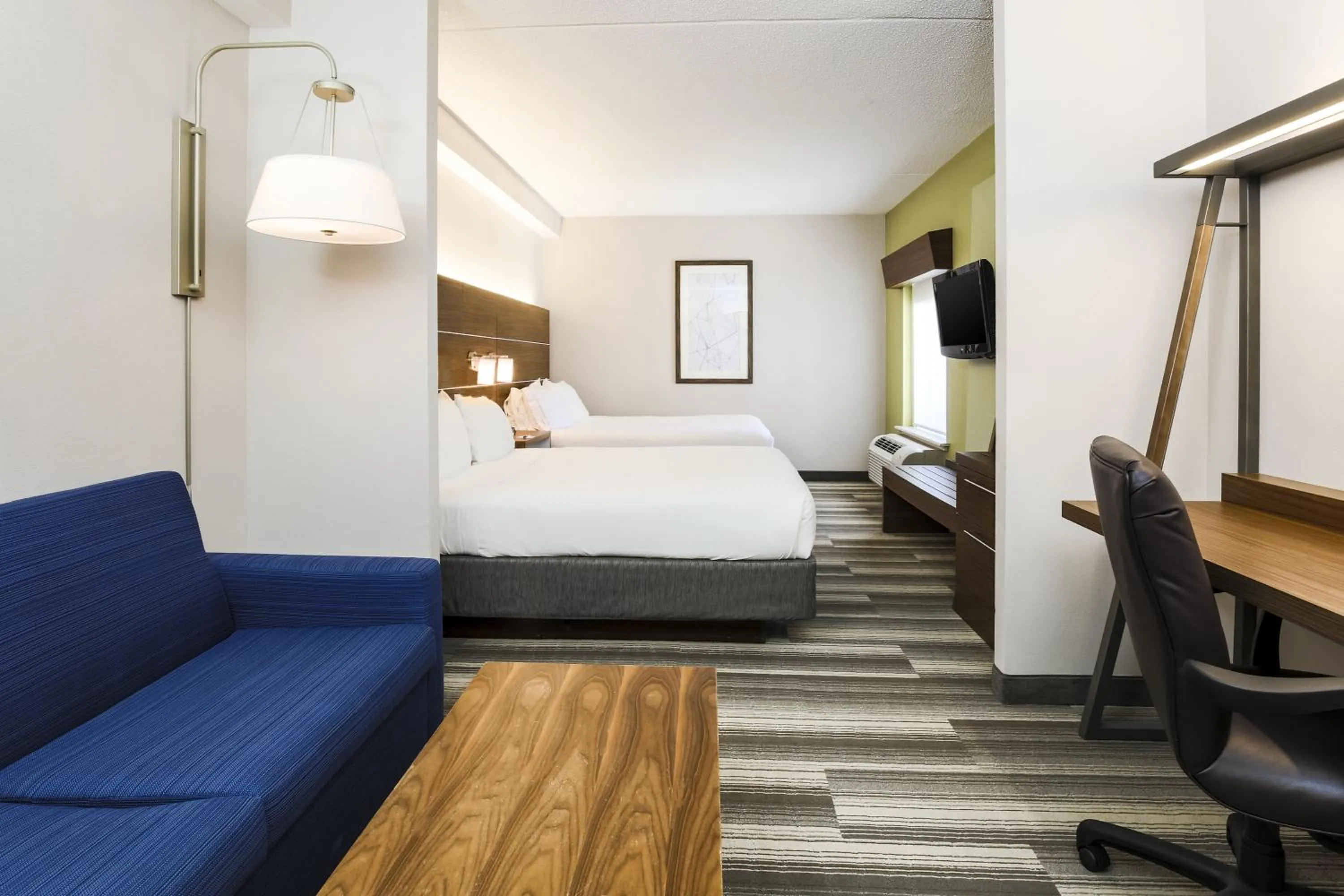 Photo of the whole room, Bed in Holiday Inn Express Philadelphia NE - Langhorne by IHG