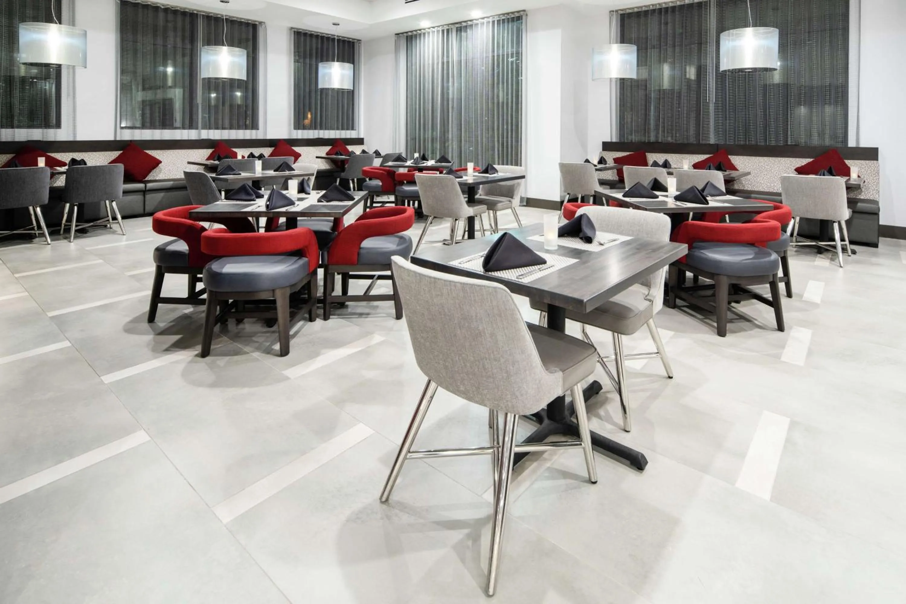 Restaurant/places to eat in Hilton Garden Inn Irvine Spectrum Lake Forest