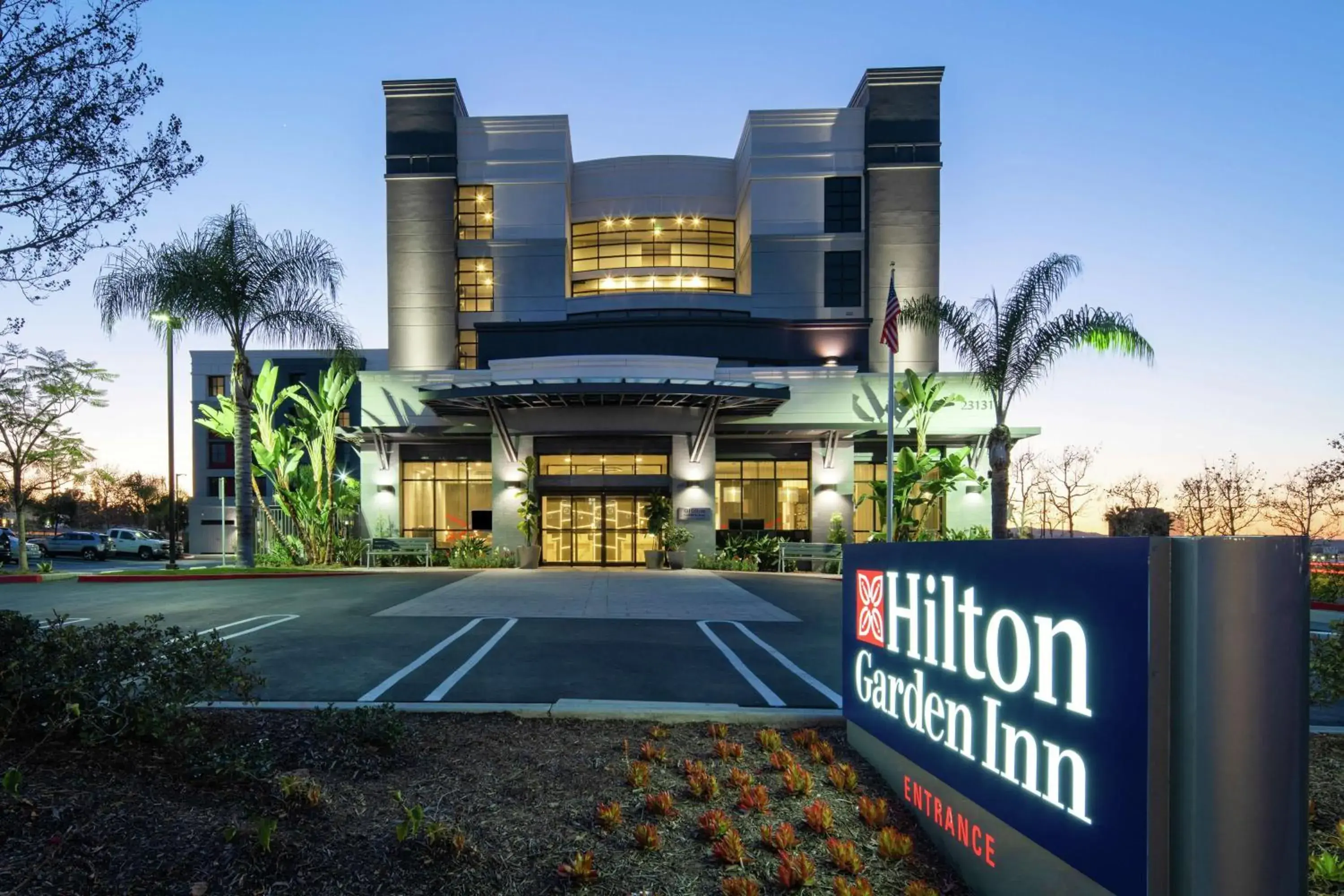 Property building in Hilton Garden Inn Irvine Spectrum Lake Forest Property building in Hilton Garden Inn Irvine Spectrum Lake Forest