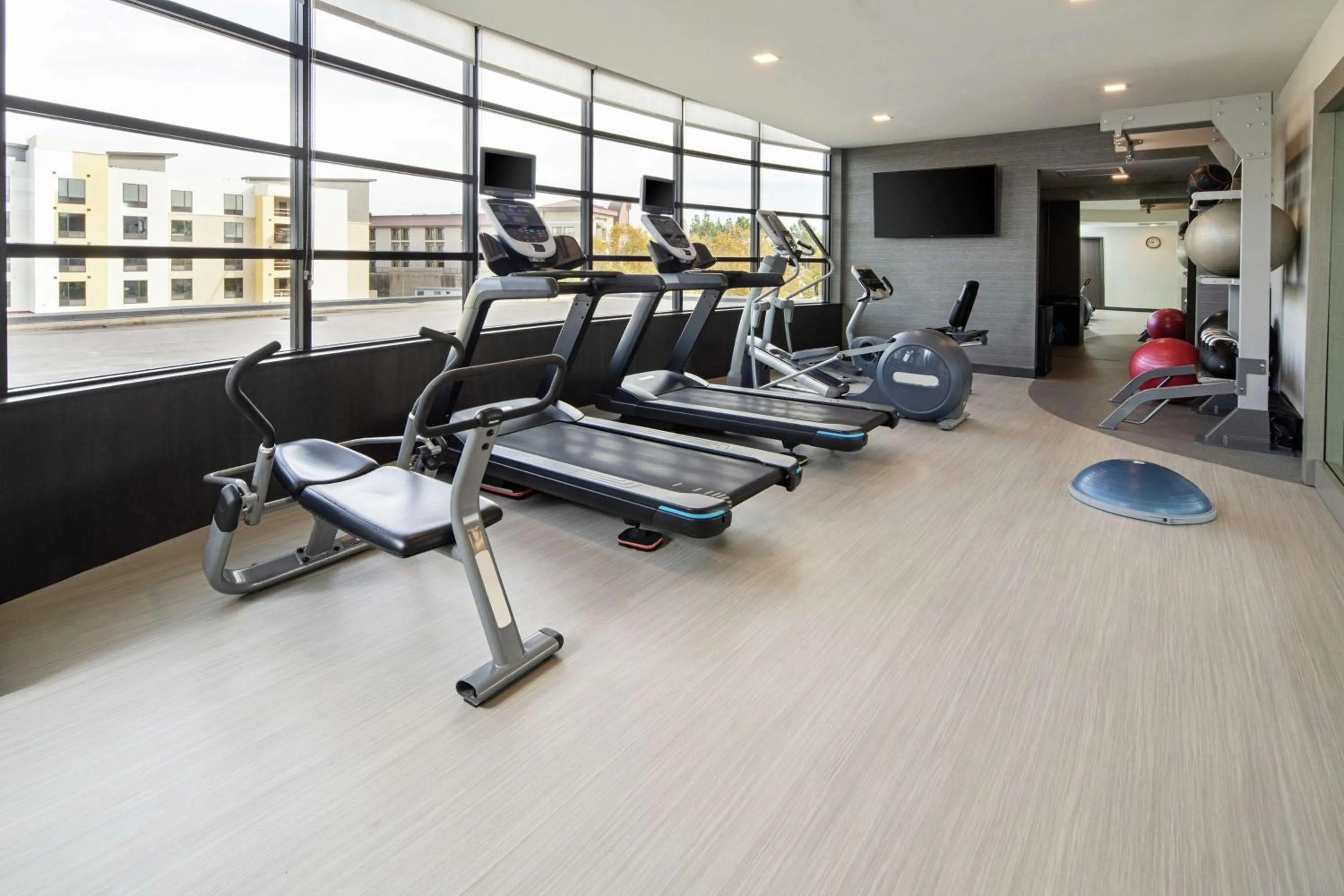 Fitness centre/facilities in Hilton Garden Inn Irvine Spectrum Lake Forest