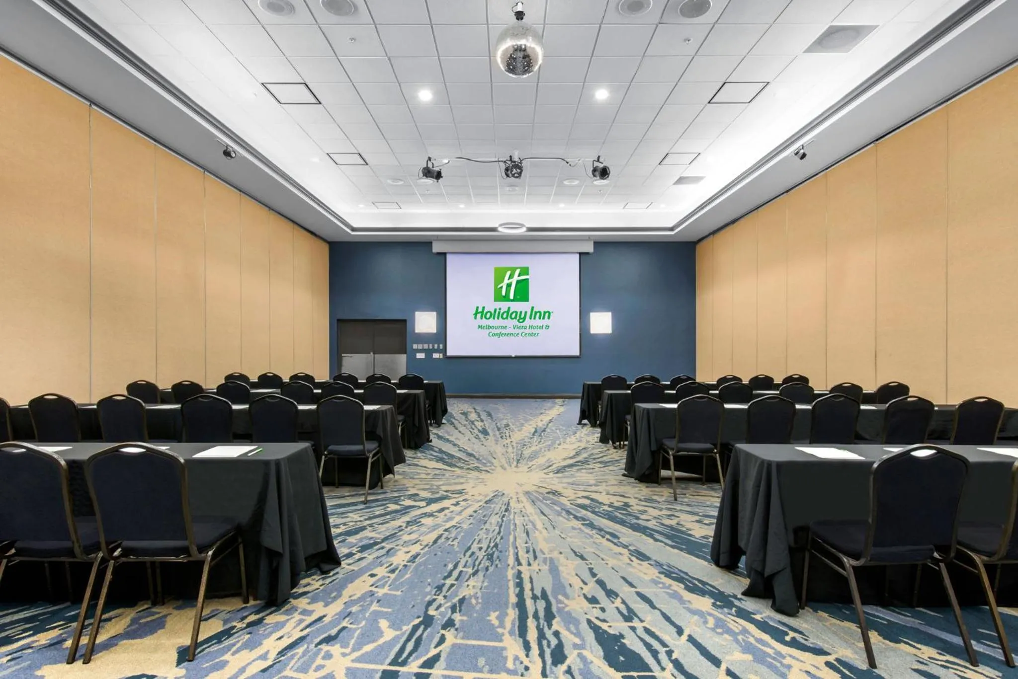Meeting/conference room in Holiday Inn Melbourne-Viera Conference Ctr by IHG