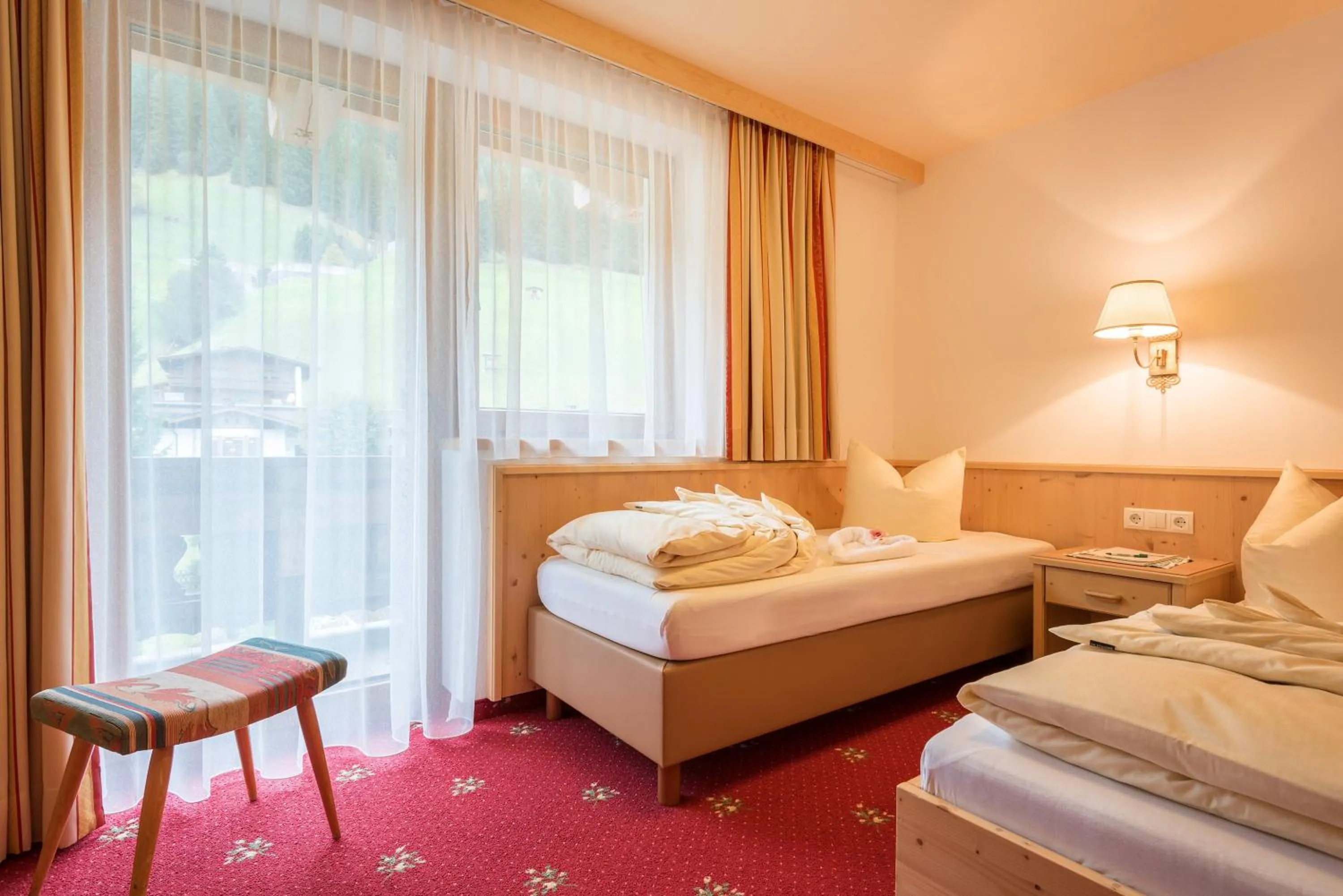 Bed in Hotel Pinzger Tux