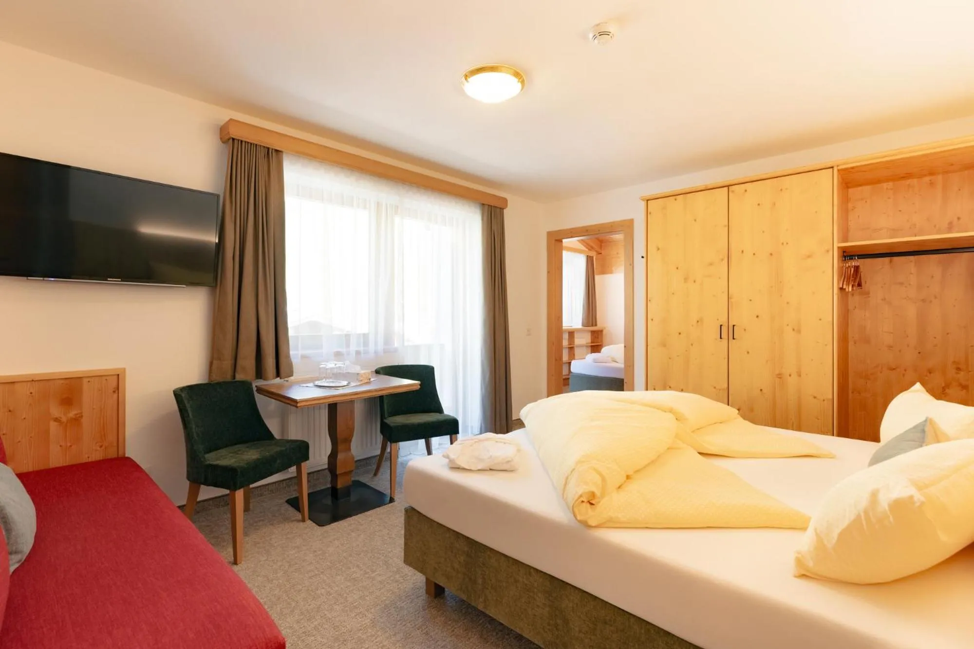 Bed in Hotel Pinzger Tux