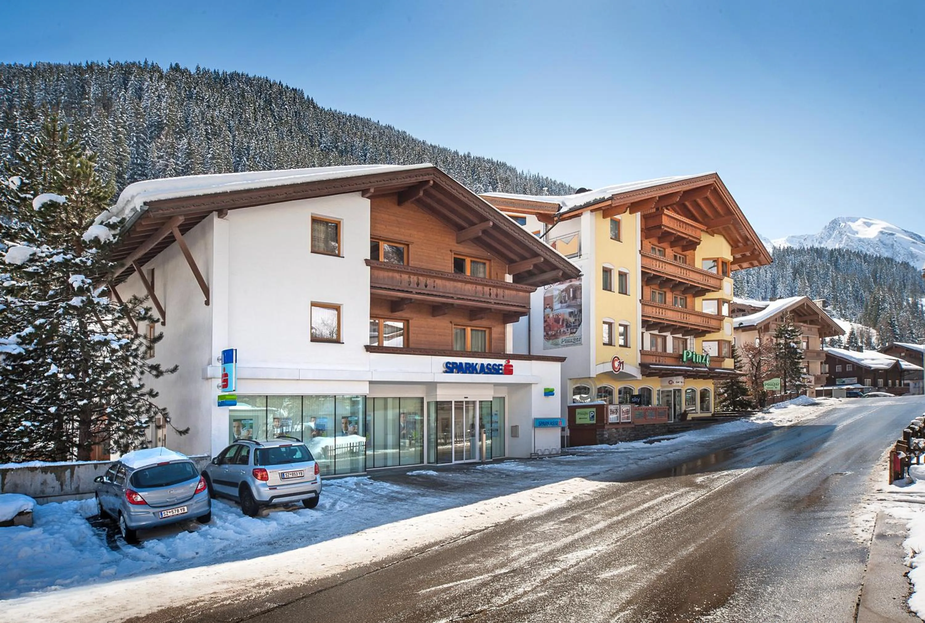 Property building in Hotel Pinzger Tux