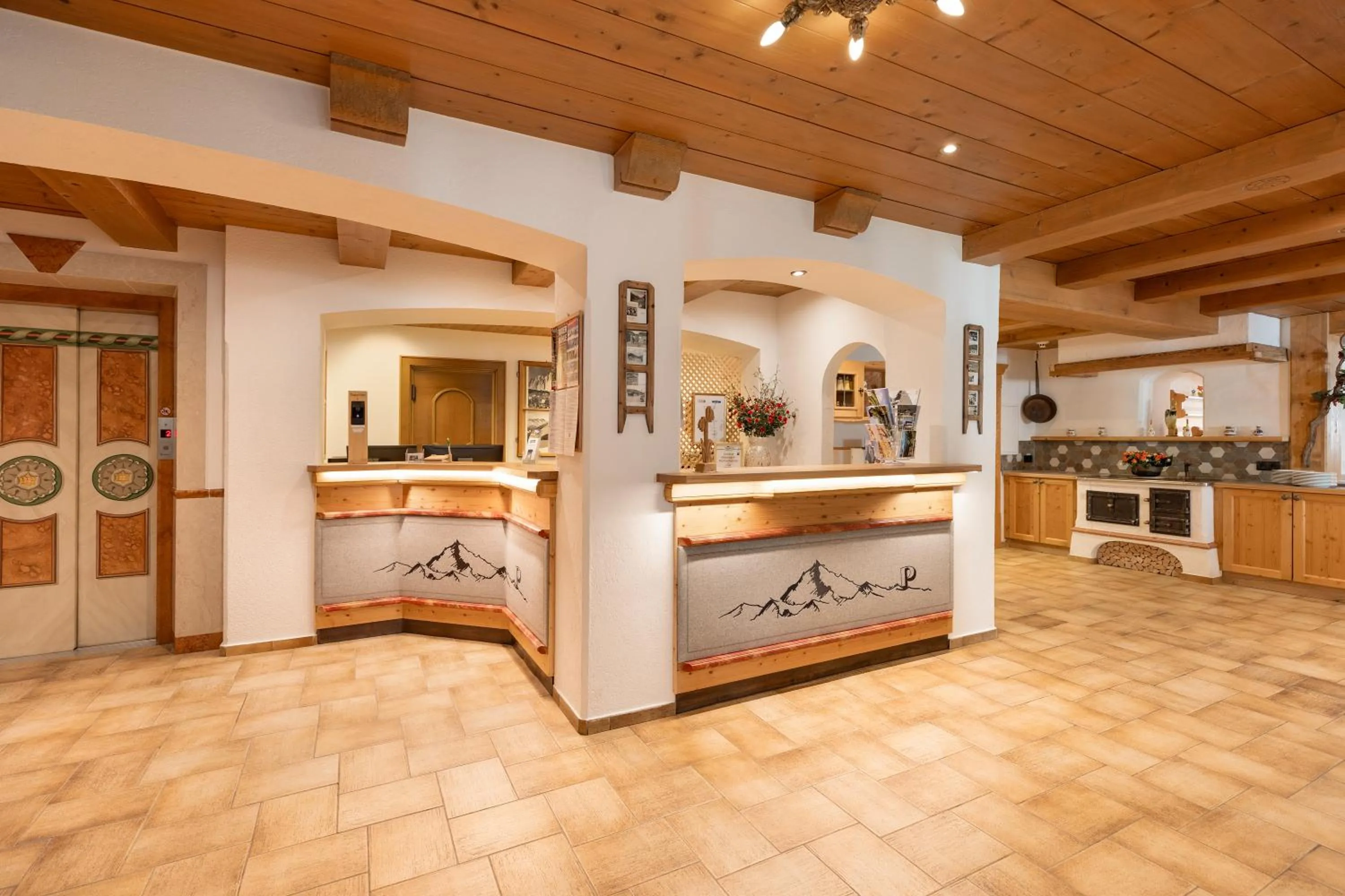 Lobby or reception in Hotel Pinzger Tux