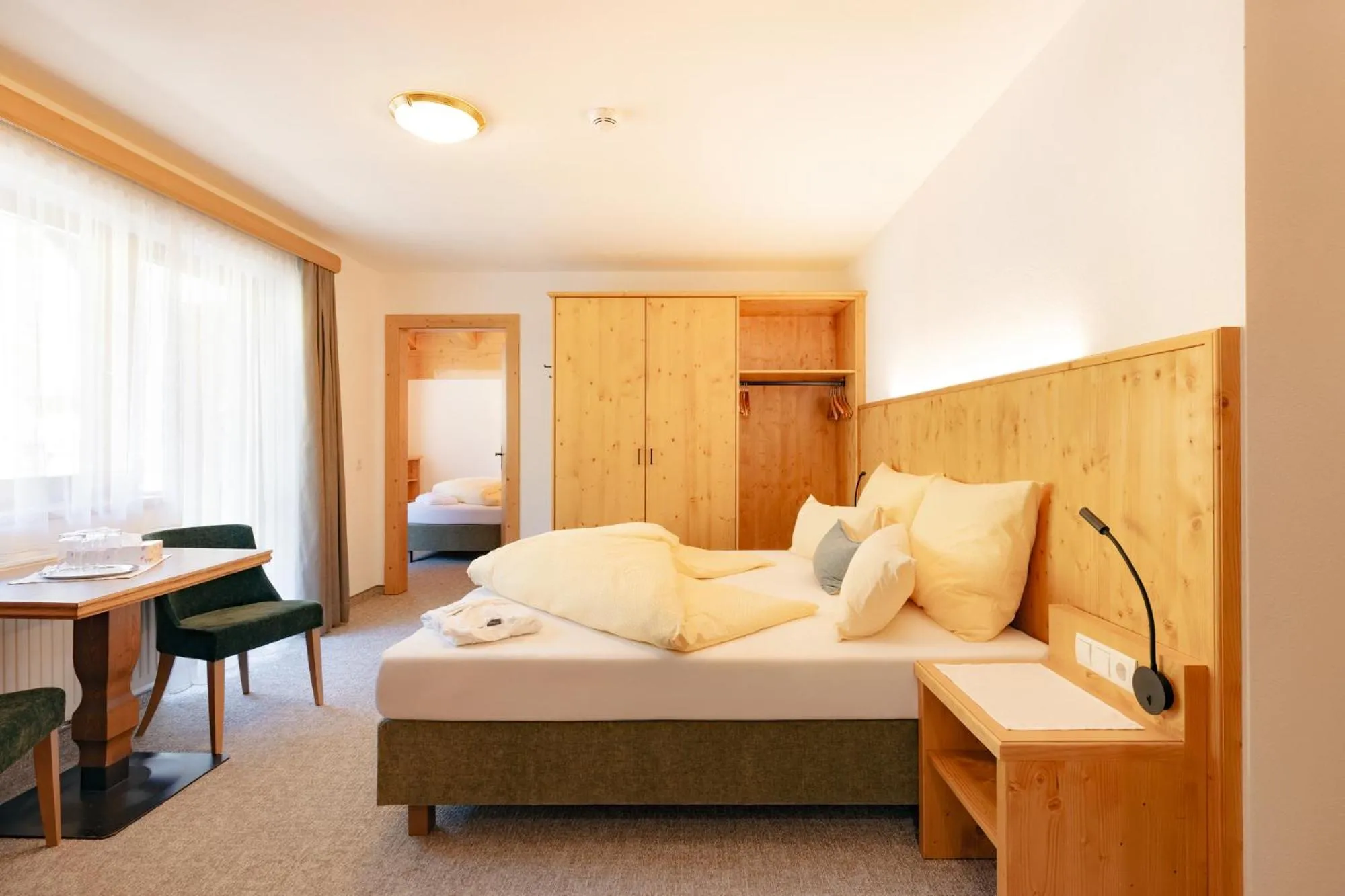 Bed in Hotel Pinzger Tux