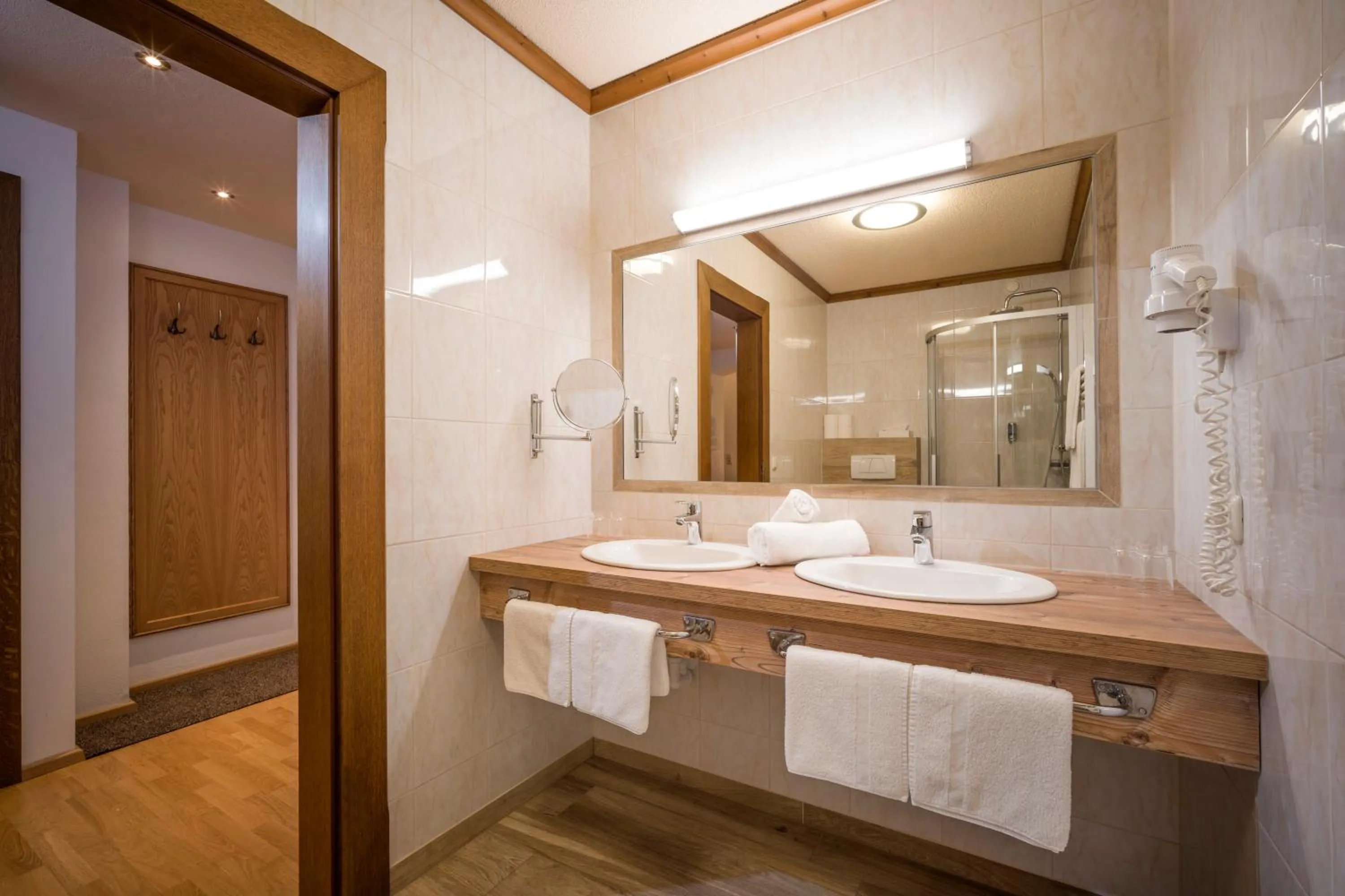 Shower in Hotel Pinzger Tux