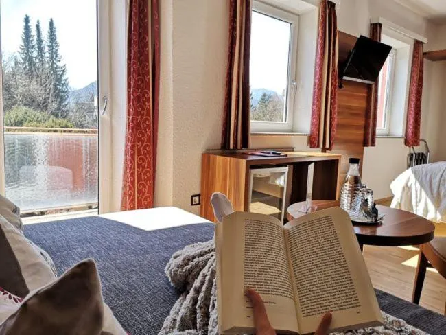 Photo of the whole room in Hotel Almrausch