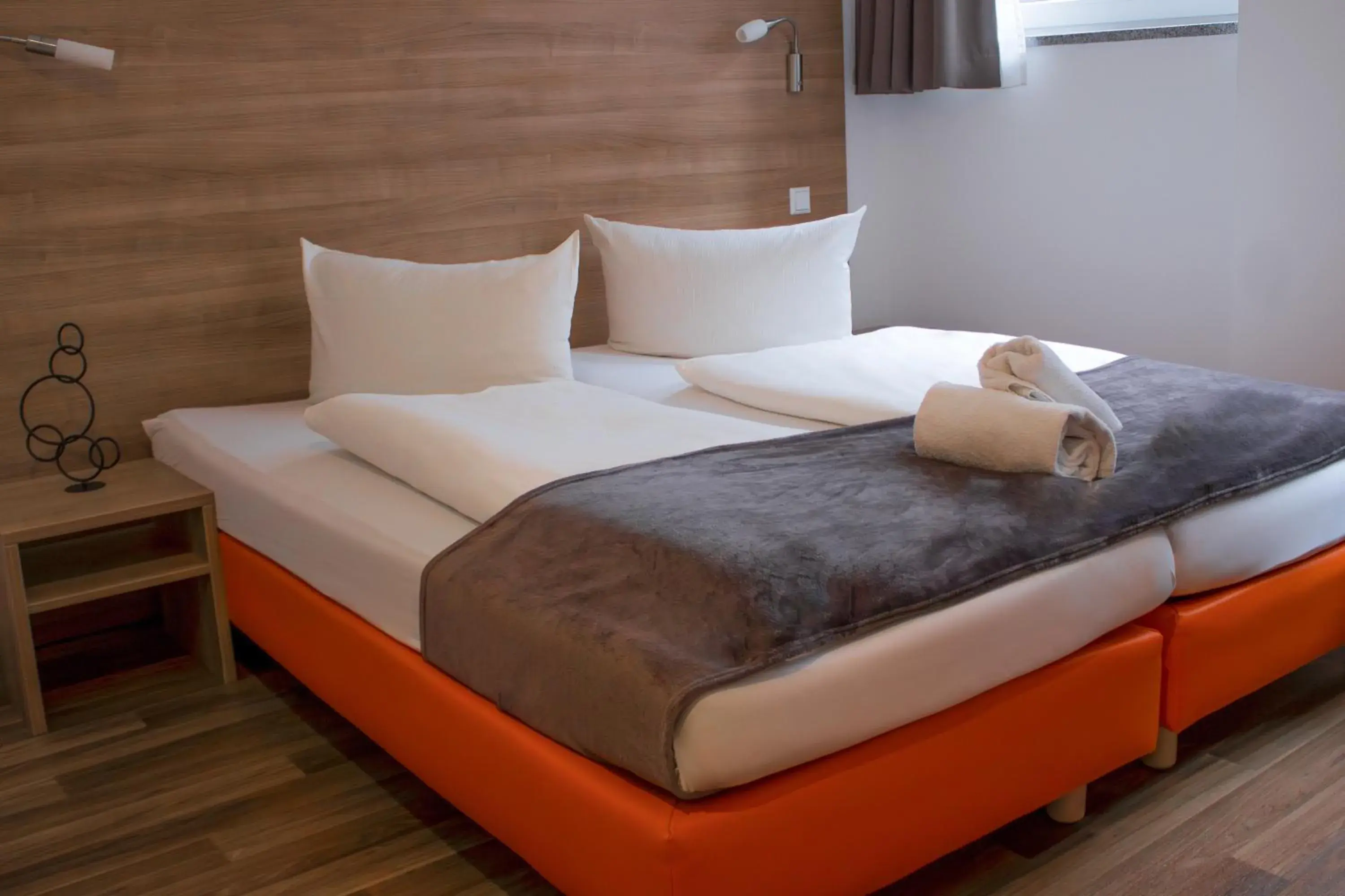 Double Room (1 Adult) in Orange Hotel und Apartments Double Room (1 Adult) in Orange Hotel und Apartments