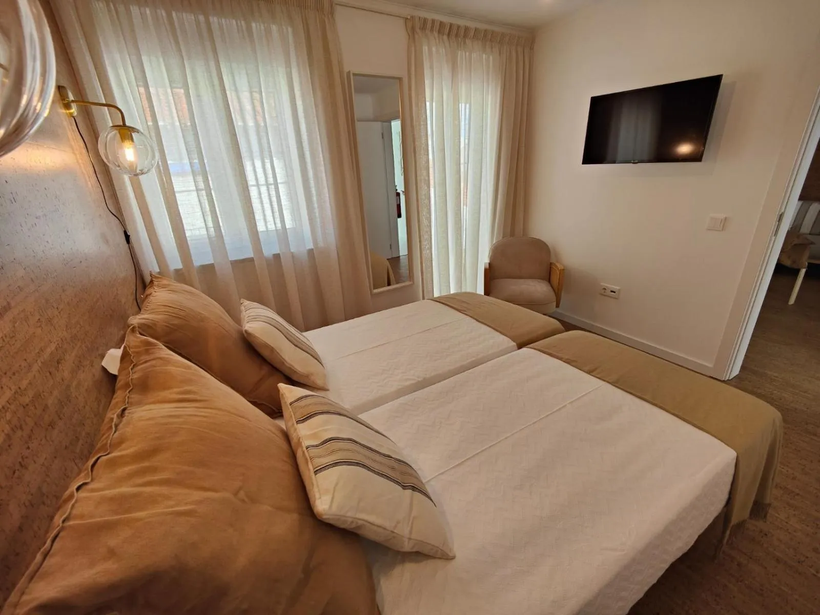 Bedroom, Bed in Corkoon - Duna Parque Resorts & Hotels