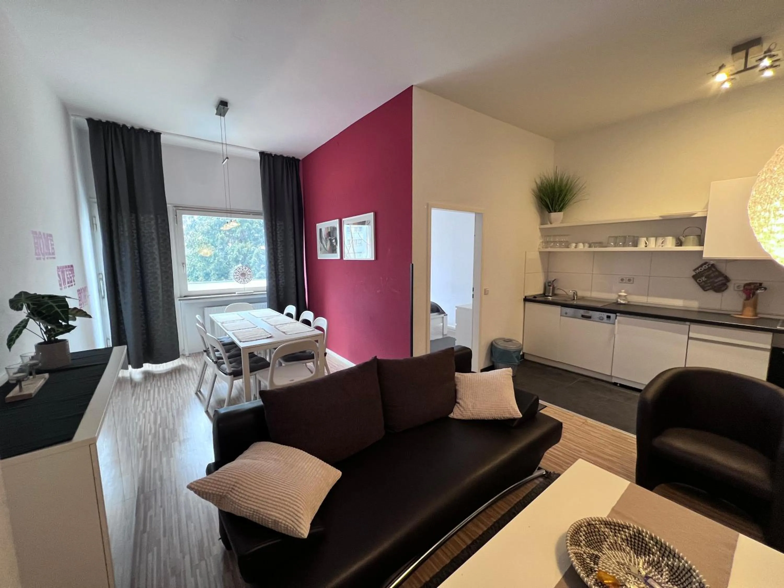 Family Deluxe Apartment - Wilhelmstraße 15 in Apartment & Boardinghouse Berlin Friedrichshain-Kreuzberg